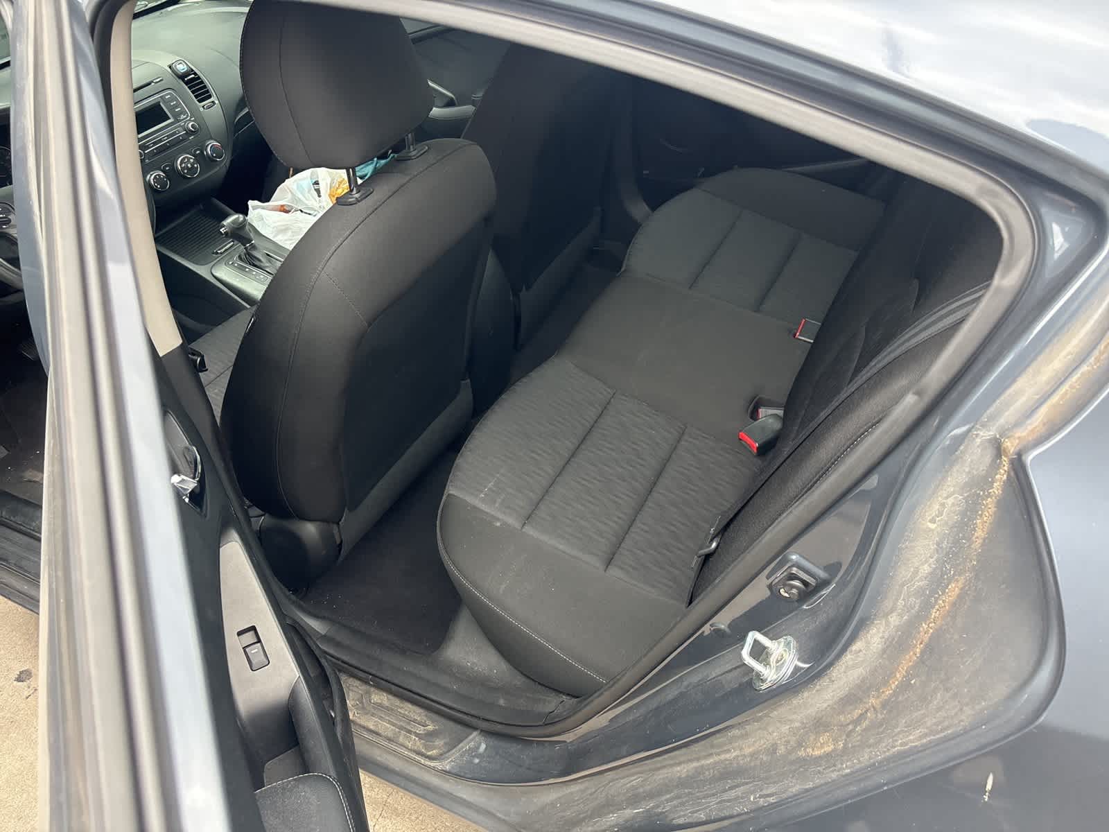 Thumbnail: 2016 Kia Forte - 3