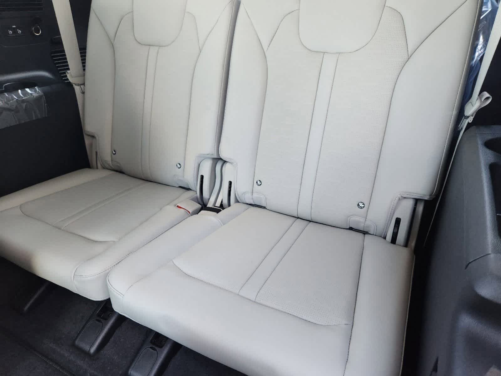 Thumbnail: 2025 Kia Sorento - 20