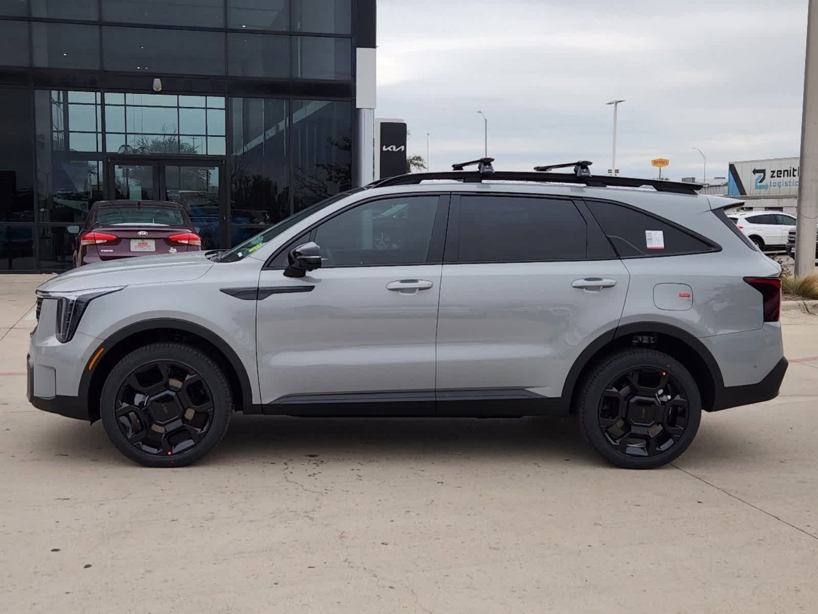 Thumbnail: 2025 Kia Sorento - 4