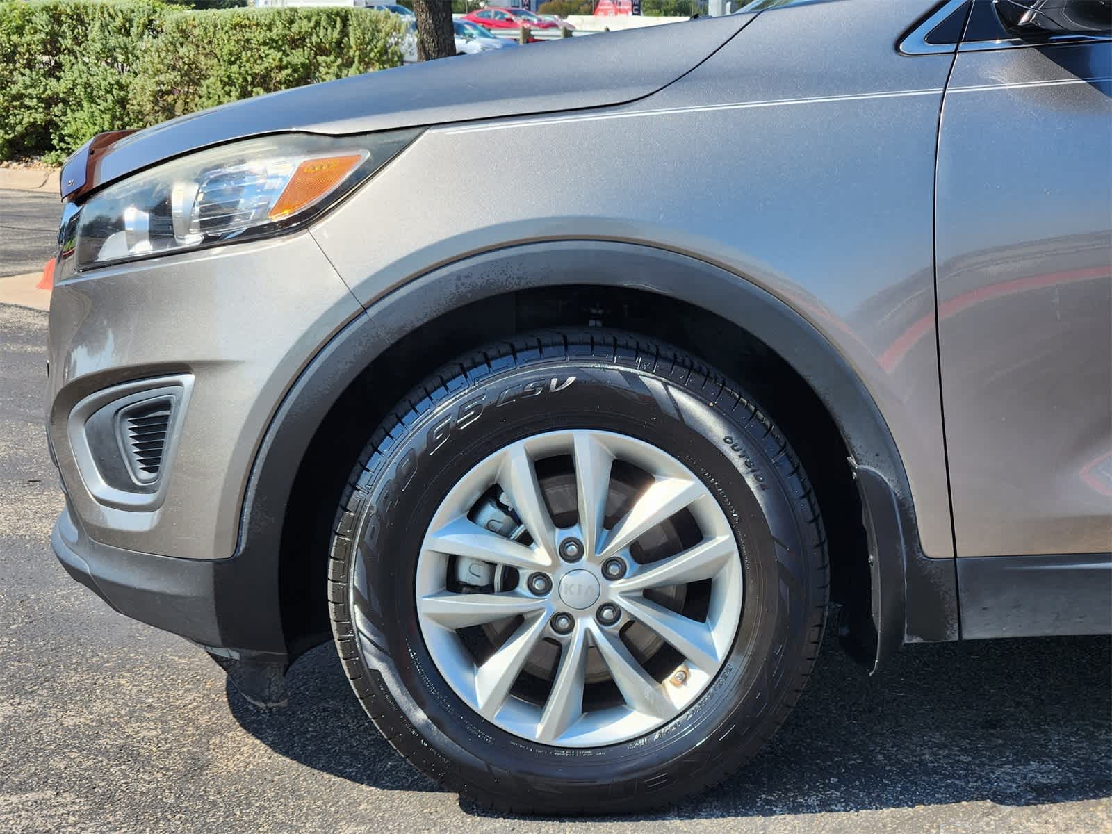Thumbnail: 2016 Kia Sorento - 8