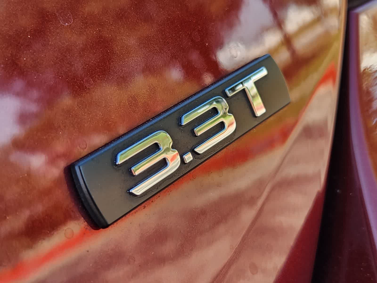 Thumbnail: 2025 Genesis G70 - 12