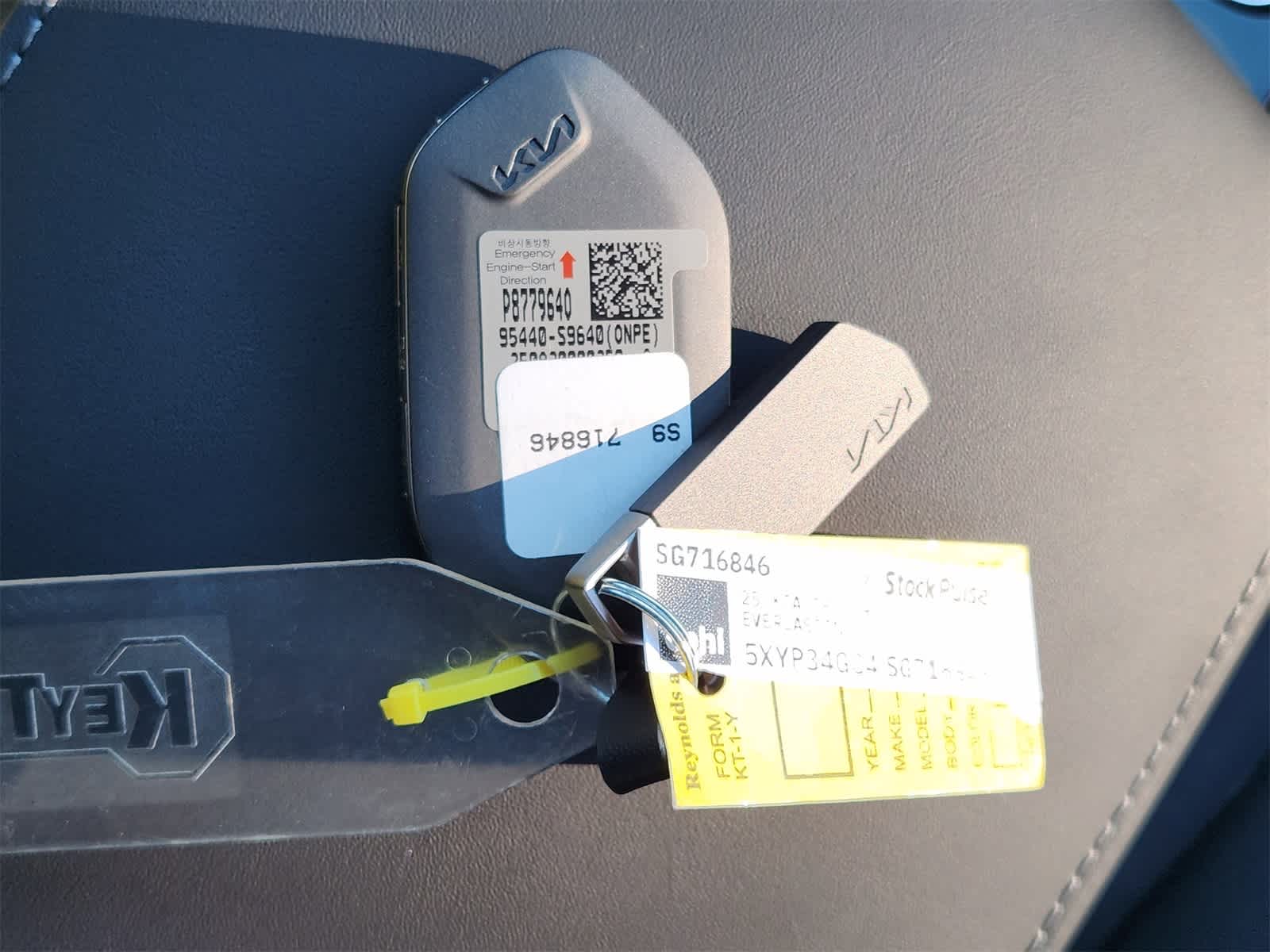 Thumbnail: 2025 Kia Telluride - 24