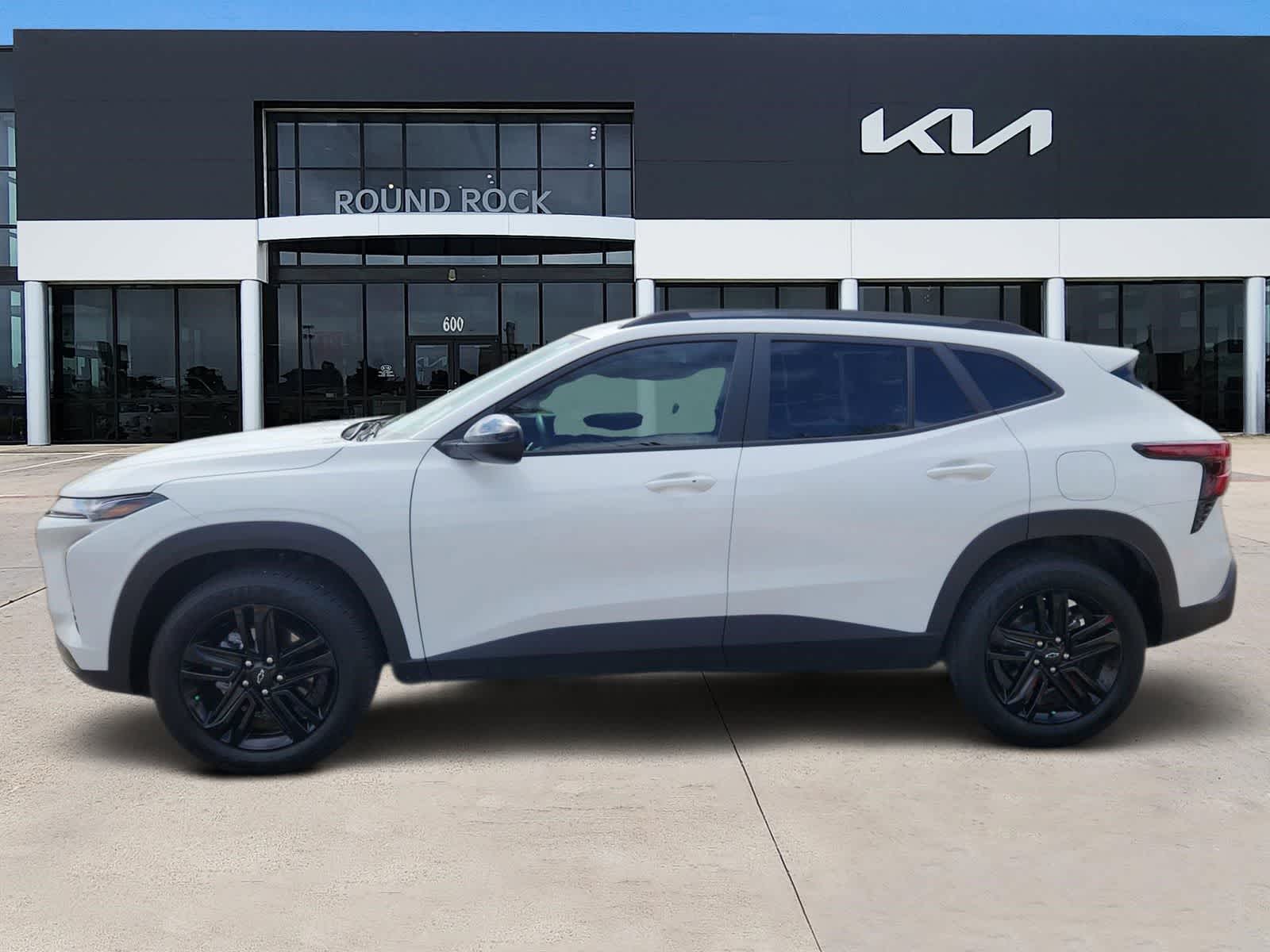 Thumbnail: 2025 Chevrolet Trax - 4