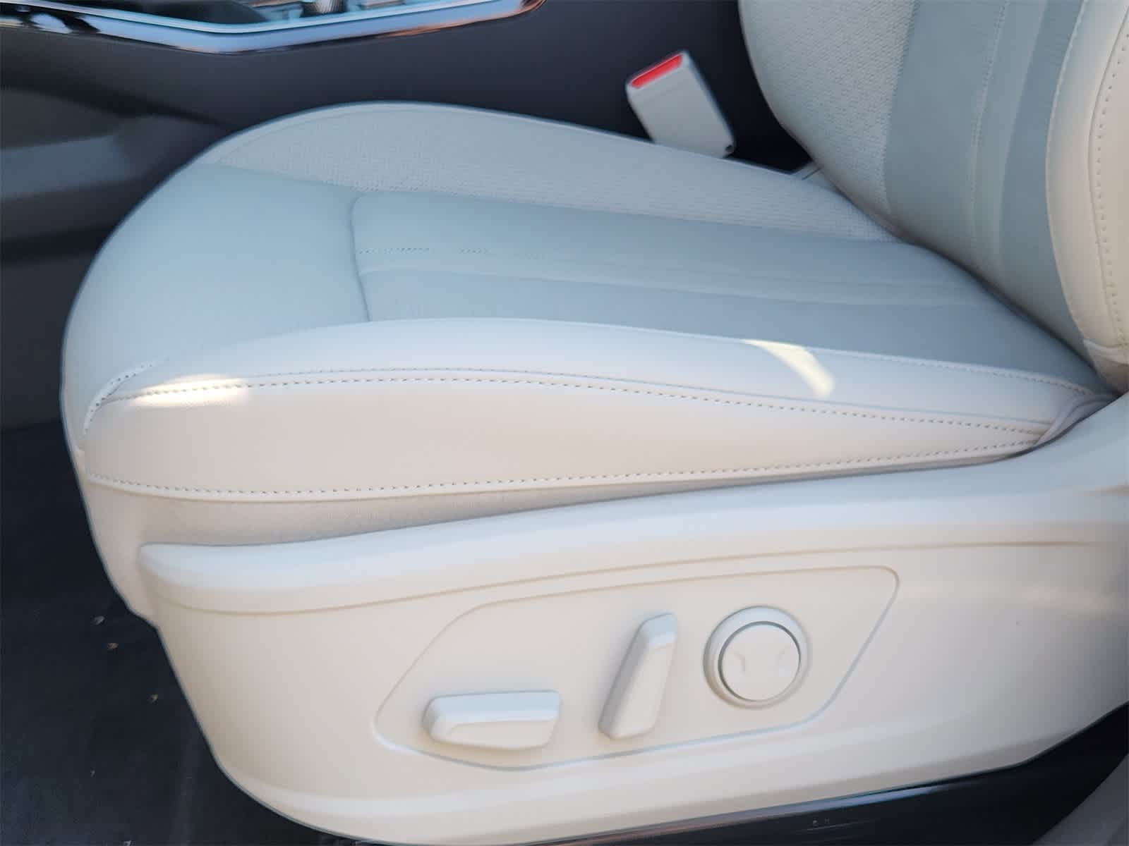 Thumbnail: 2026 Kia Sorento - 21