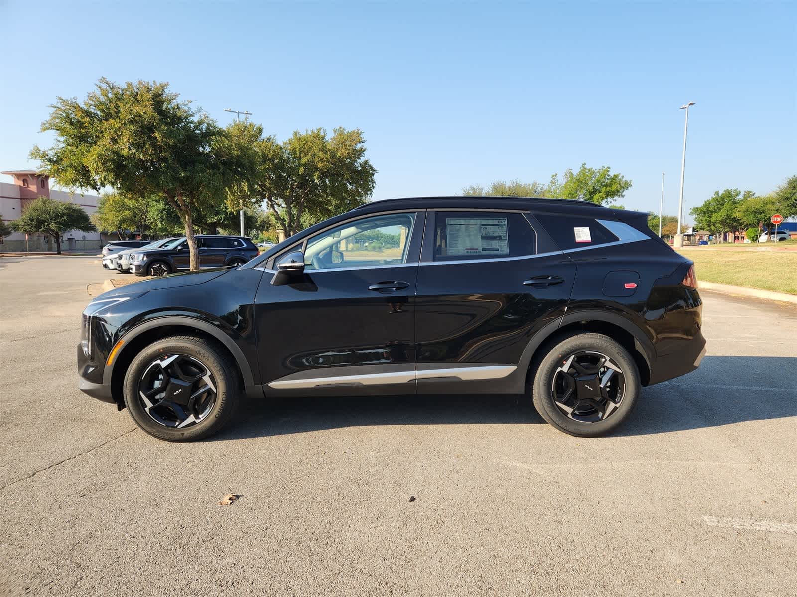 Thumbnail: 2026 Kia Sportage - 4