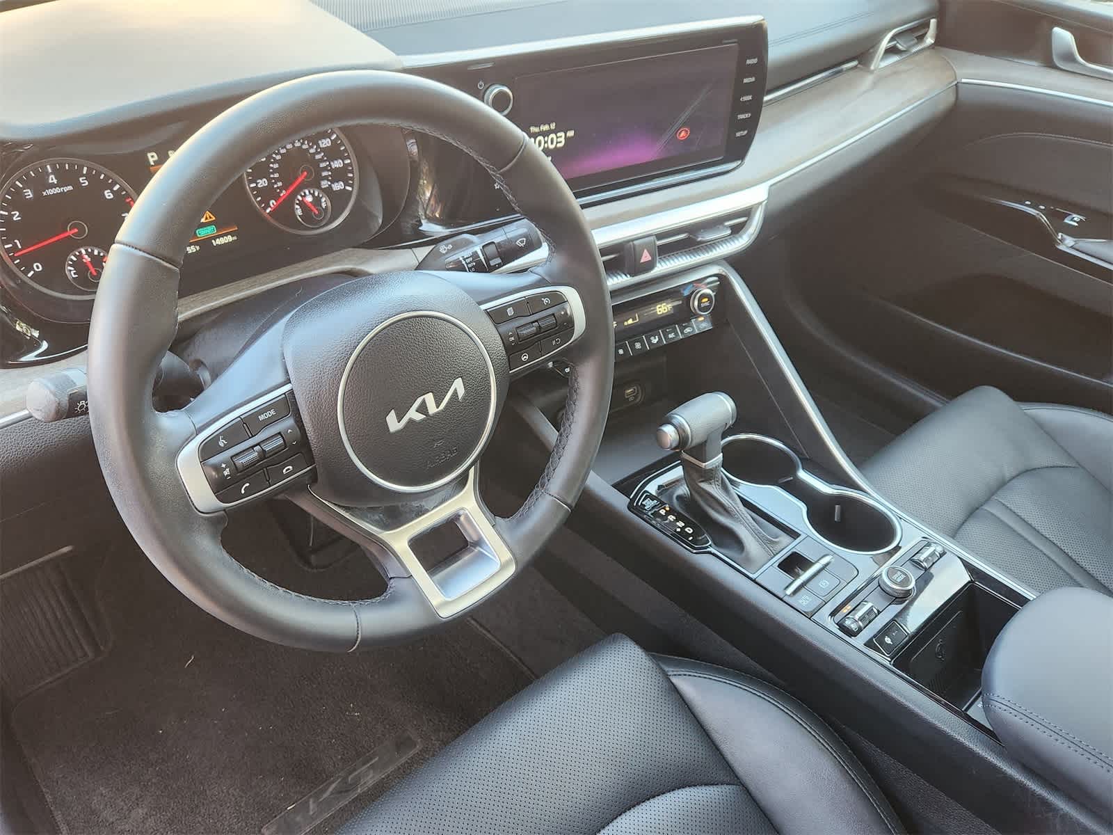 Thumbnail: 2023 Kia K5 - 2