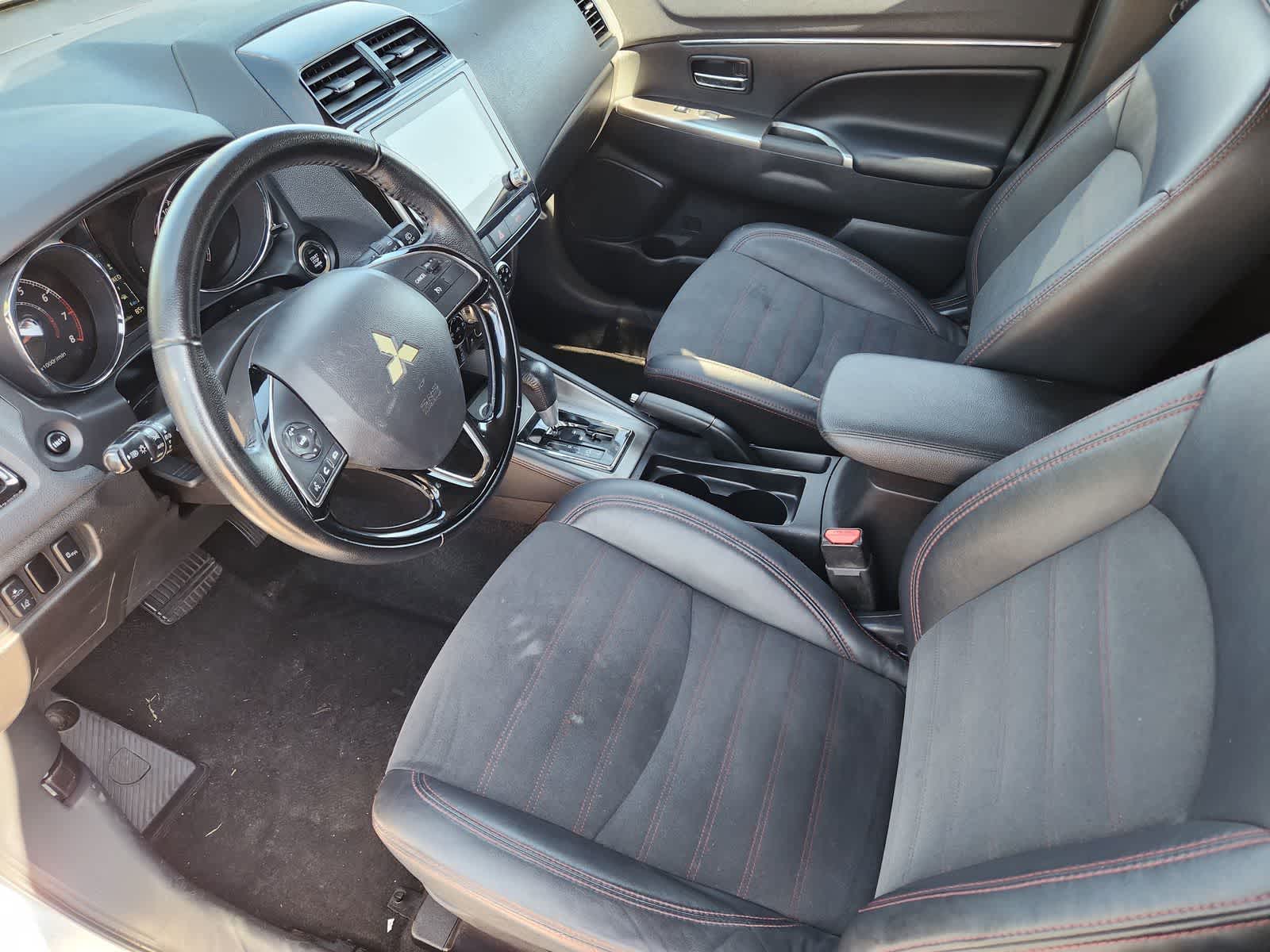Thumbnail: 2022 Mitsubishi Outlander Sport - 2