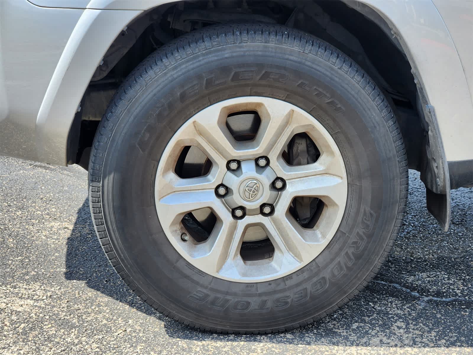 2016 Toyota 4Runner SR5 10