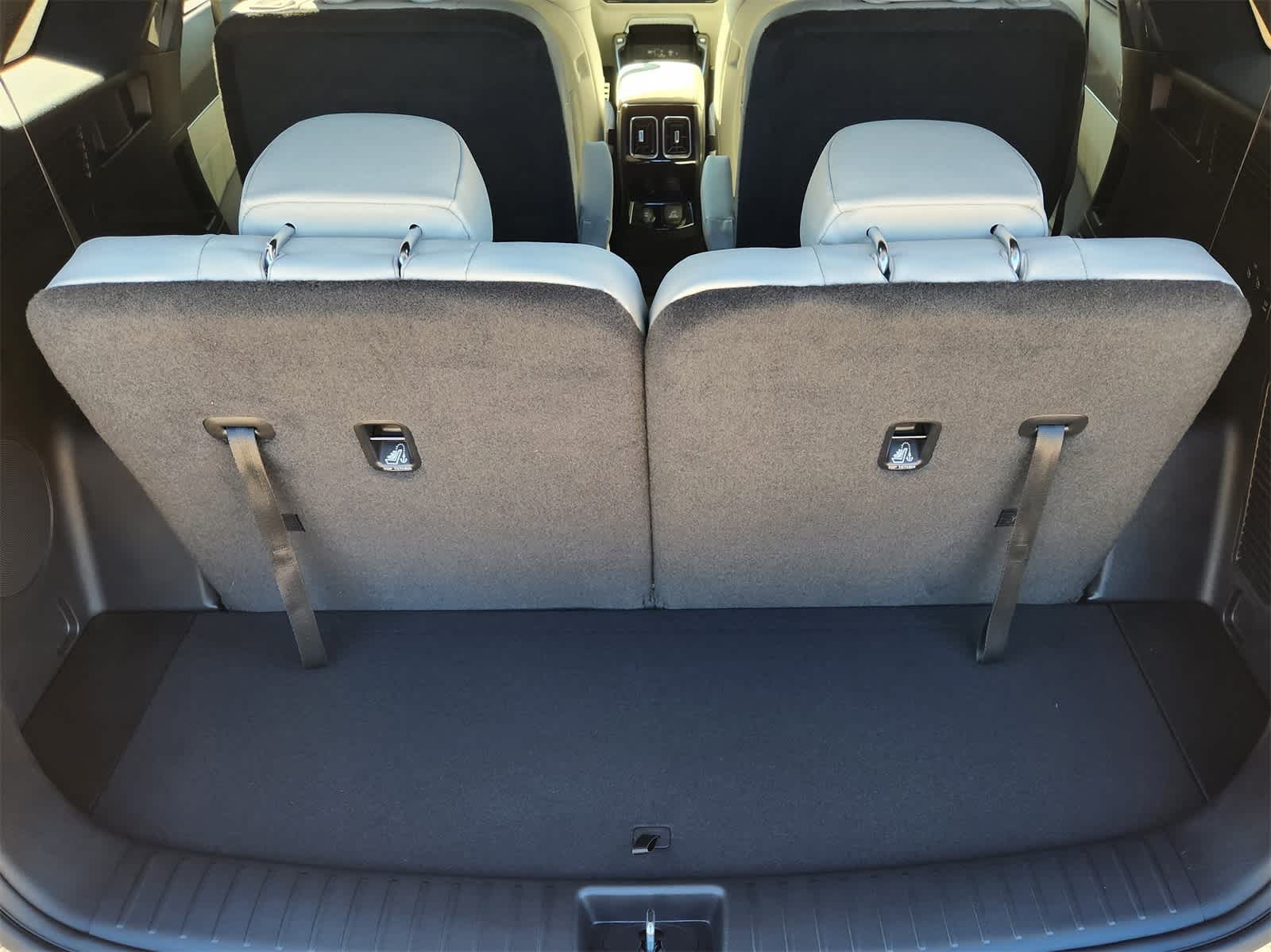 Thumbnail: 2026 Kia Sorento - 21