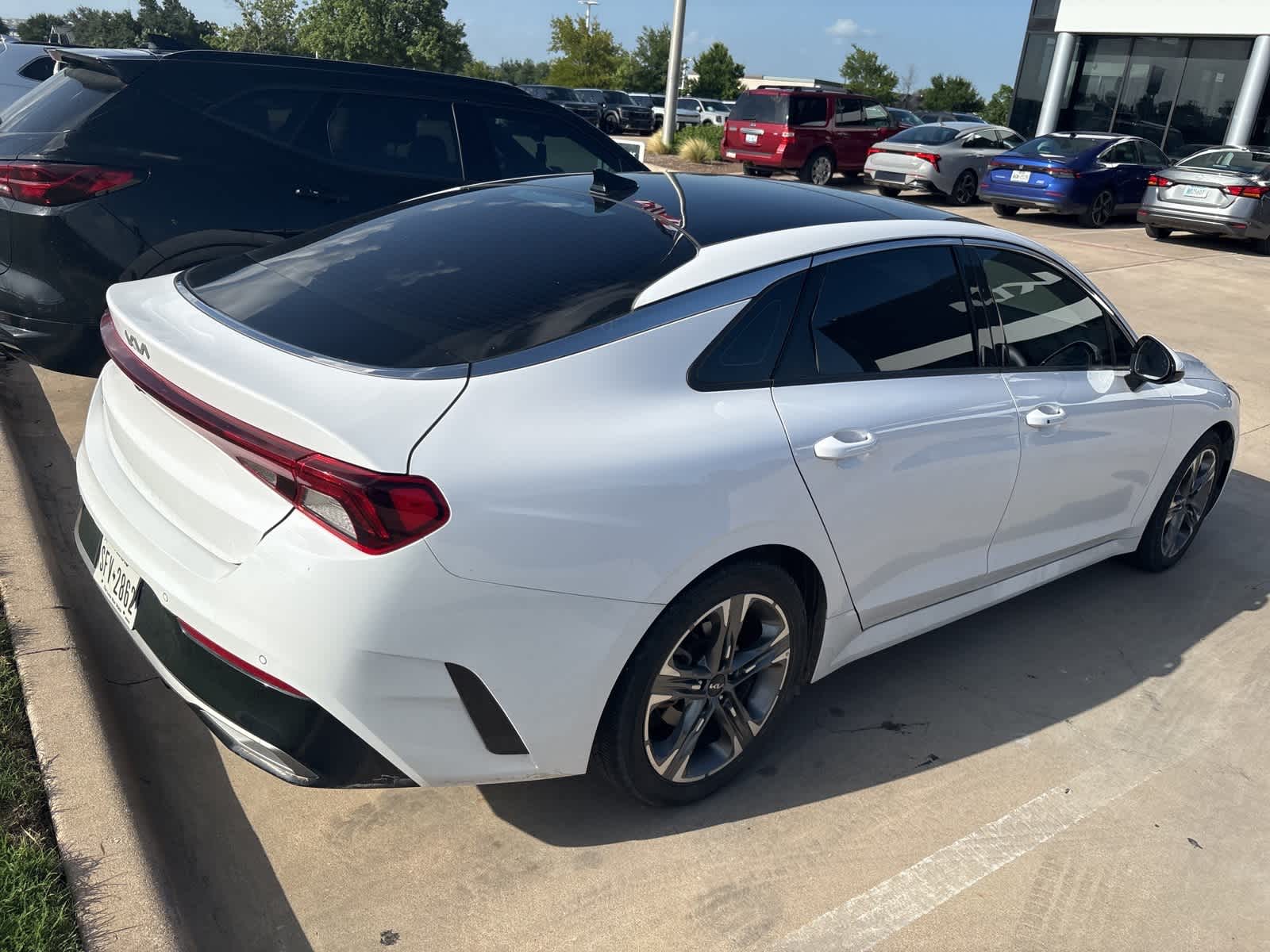 Thumbnail: 2023 Kia K5 - 3