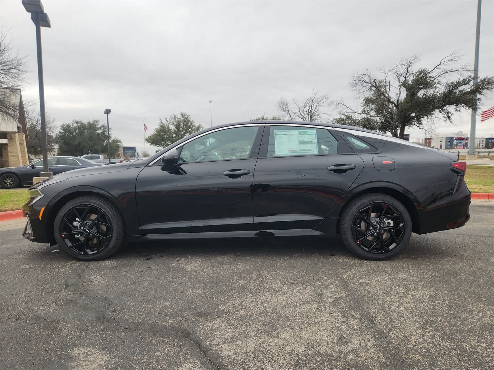 Thumbnail: 2026 Kia K5 - 4