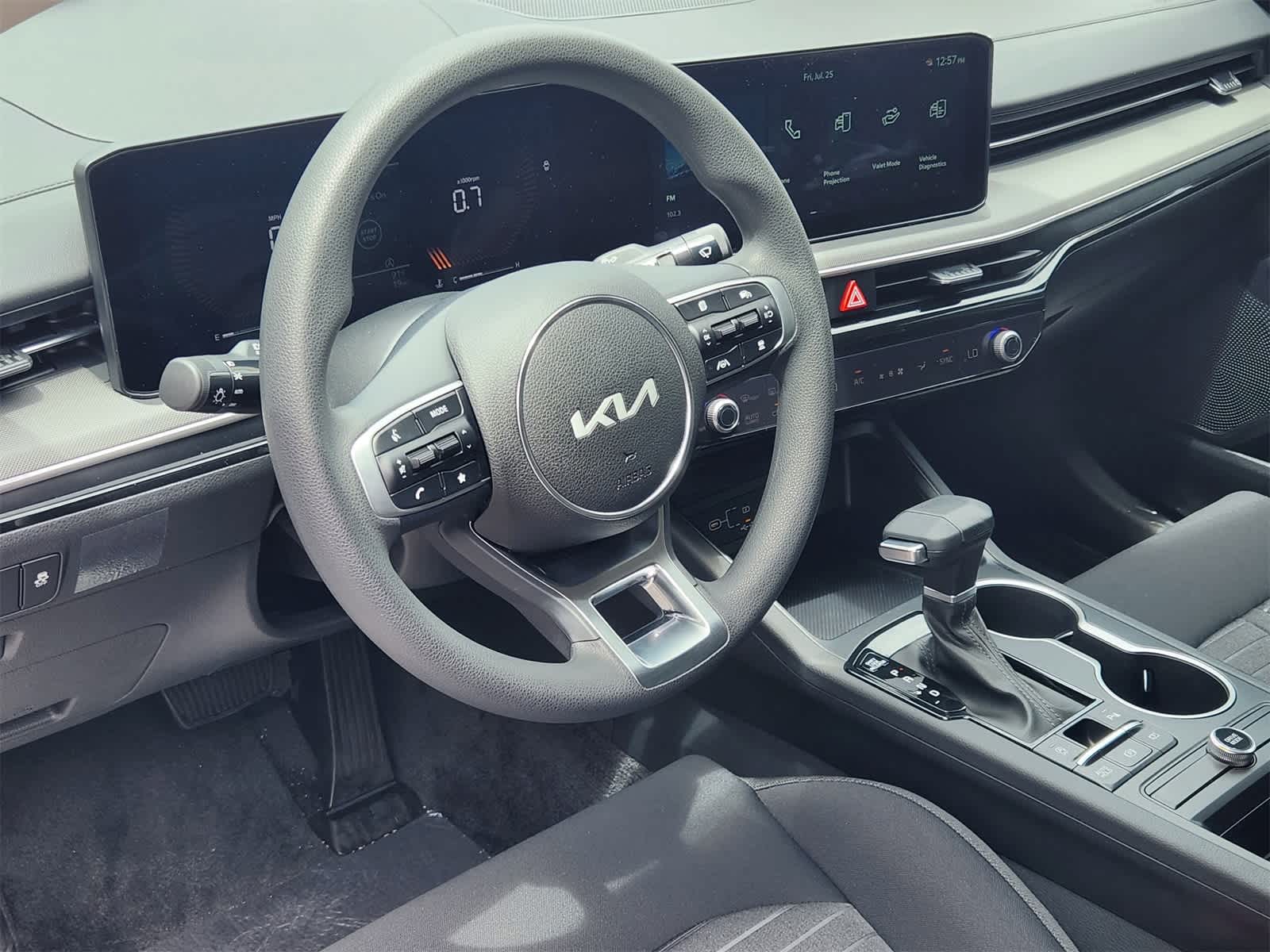 2026 Kia K5 LXS photo 2