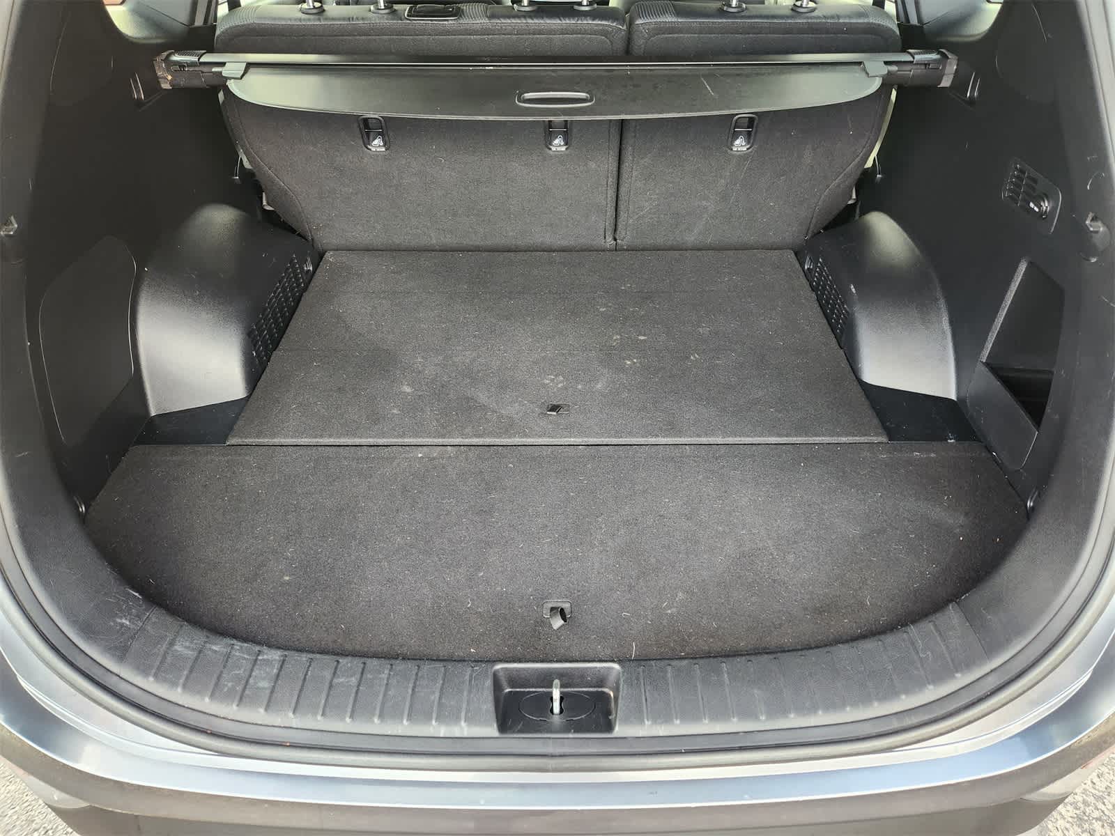 Thumbnail: 2019 Hyundai Santa Fe - 29