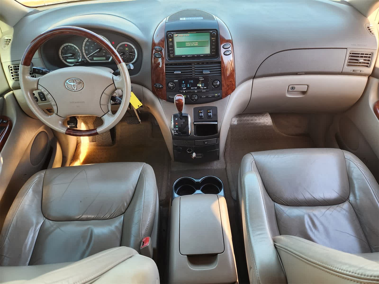 Thumbnail: 2005 Toyota Sienna - 25