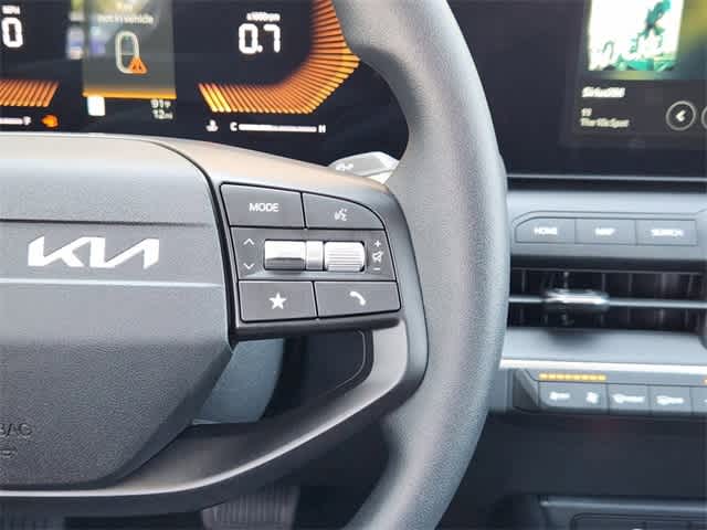 Thumbnail: 2025 Kia K4 - 21