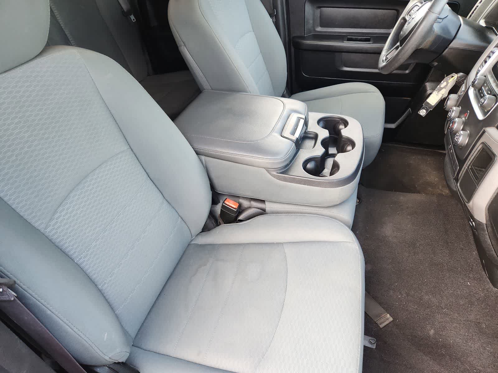 Thumbnail: 2019 RAM 1500 Classic - 12