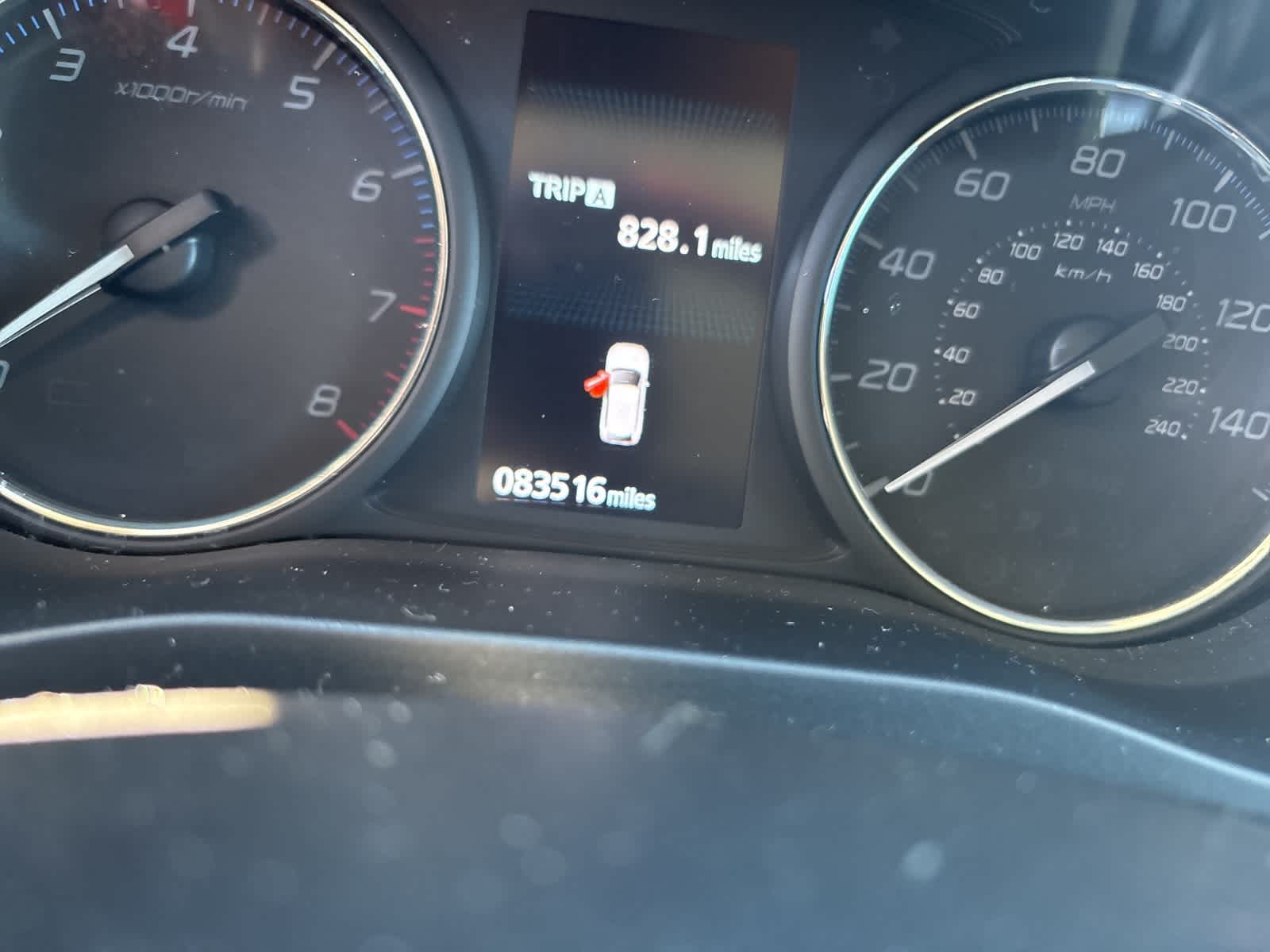 Thumbnail: 2018 Mitsubishi Outlander - 8