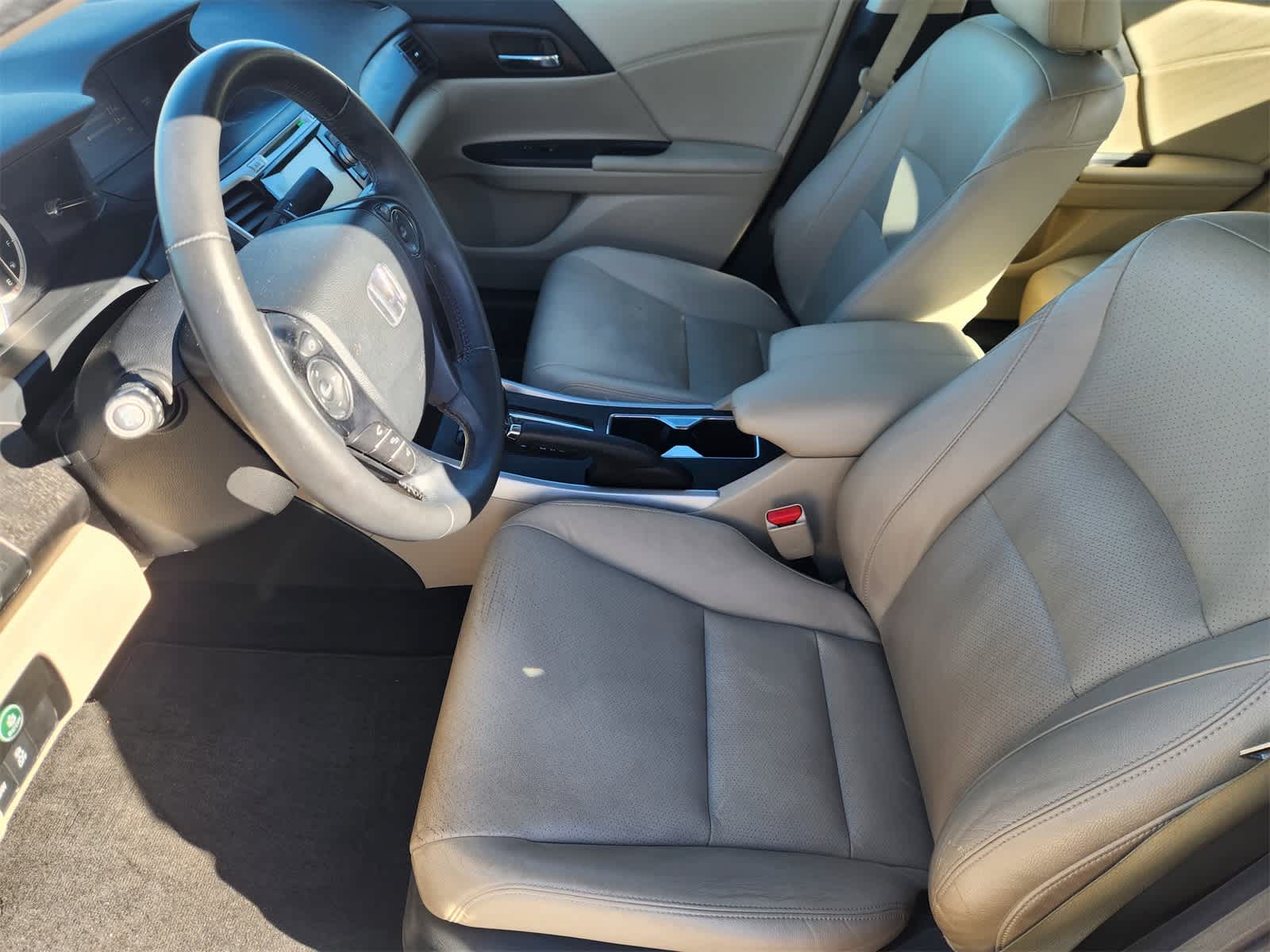 Thumbnail: 2015 Honda Accord - 12