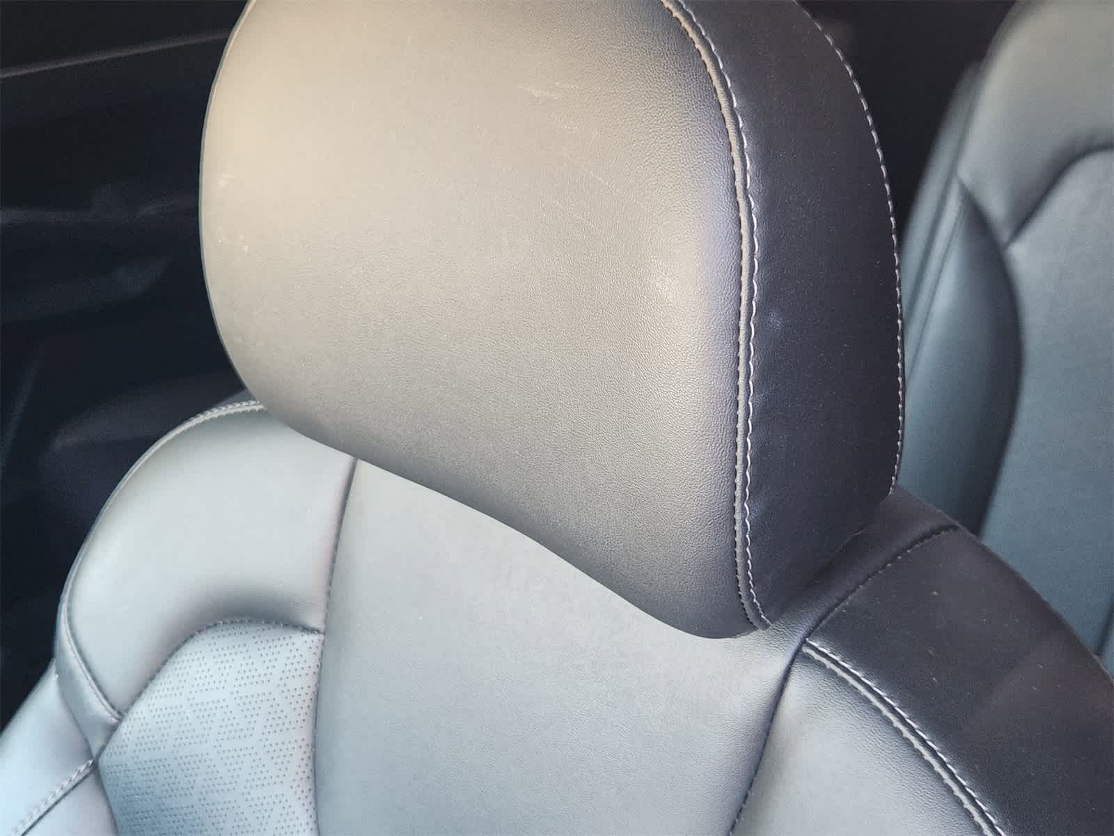 Thumbnail: 2023 Kia Sorento - 15