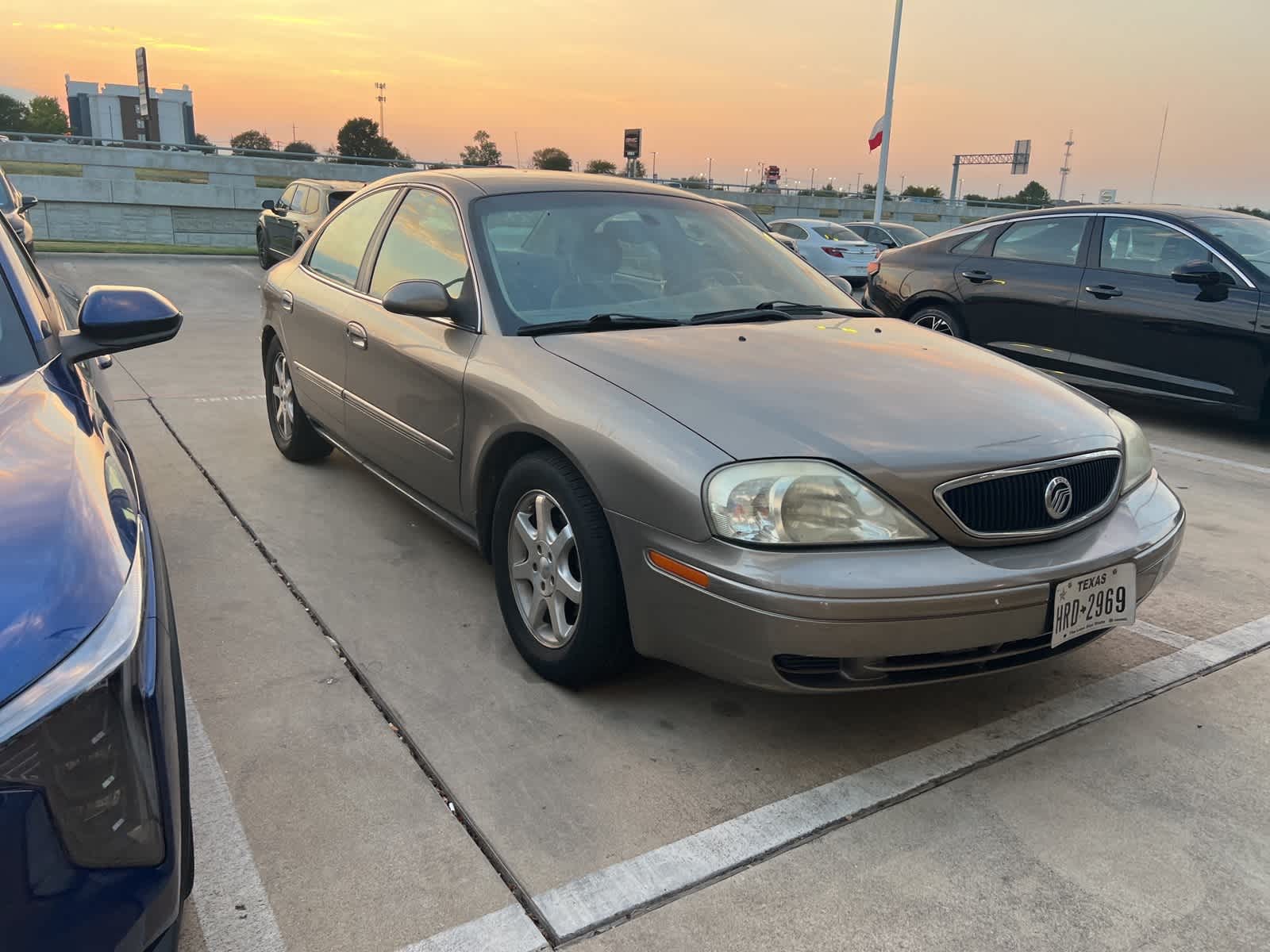Thumbnail: 2002 Mercury Sable - 2