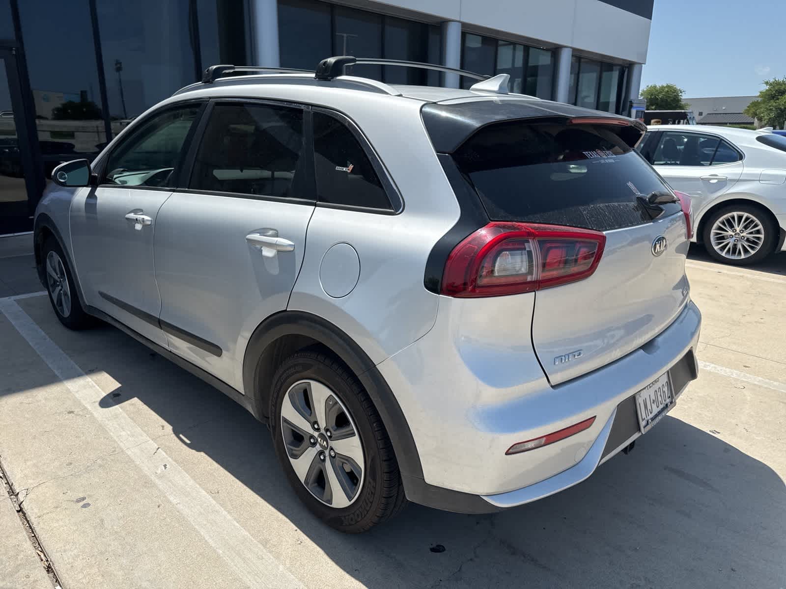 Thumbnail: 2018 Kia Niro - 6