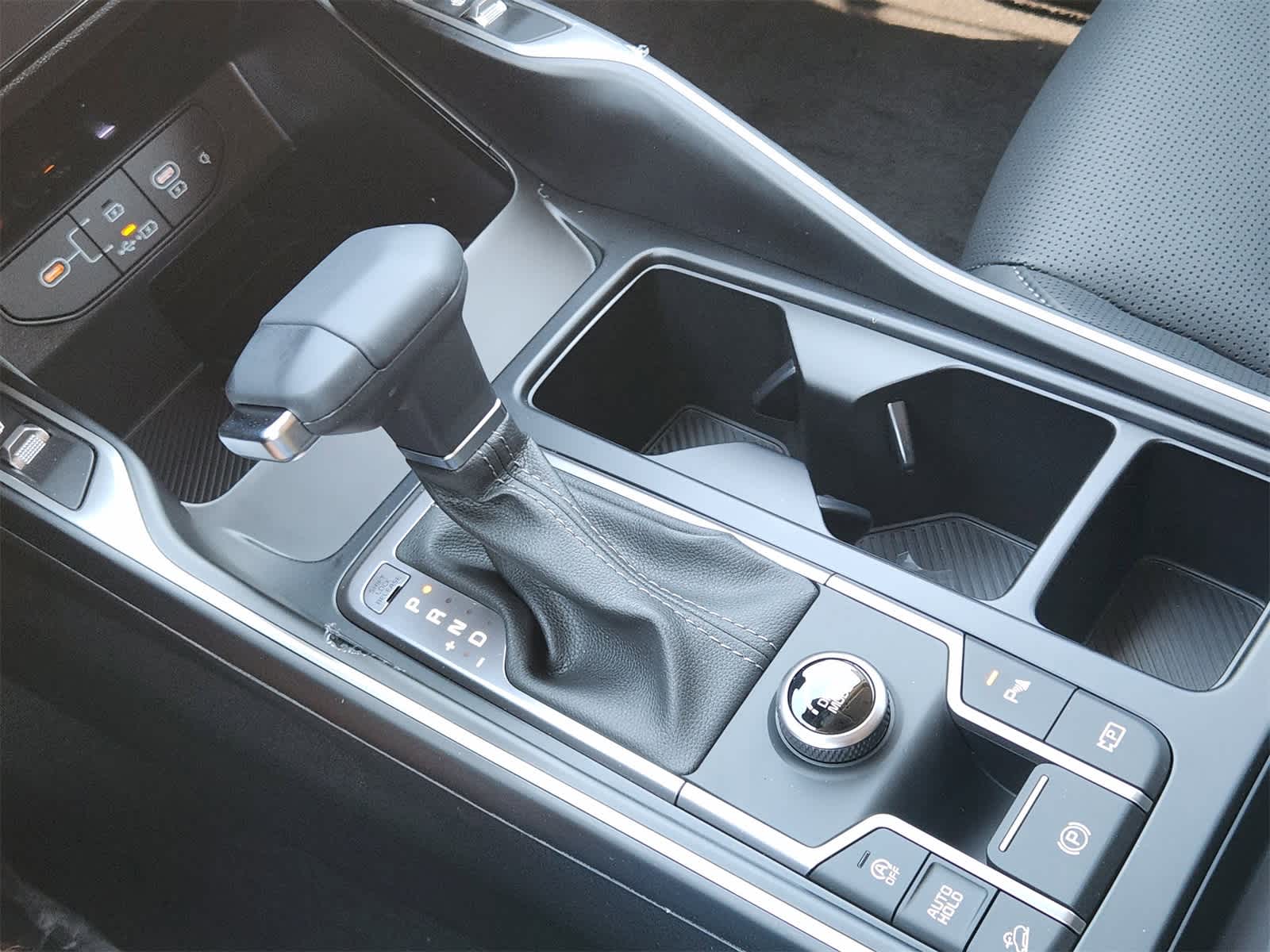 Thumbnail: 2026 Kia Sorento - 17