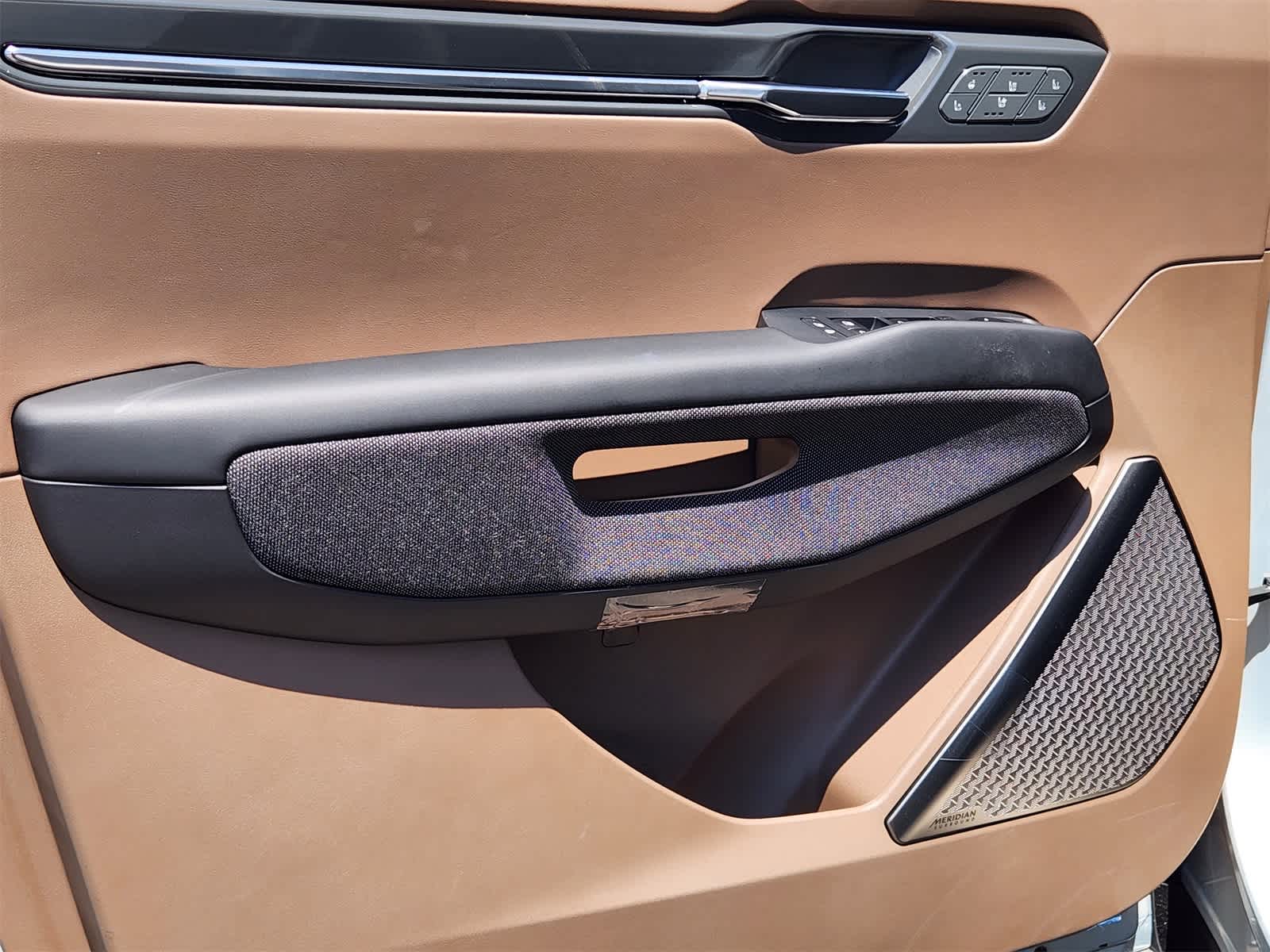 Thumbnail: 2026 Kia EV9 - 17