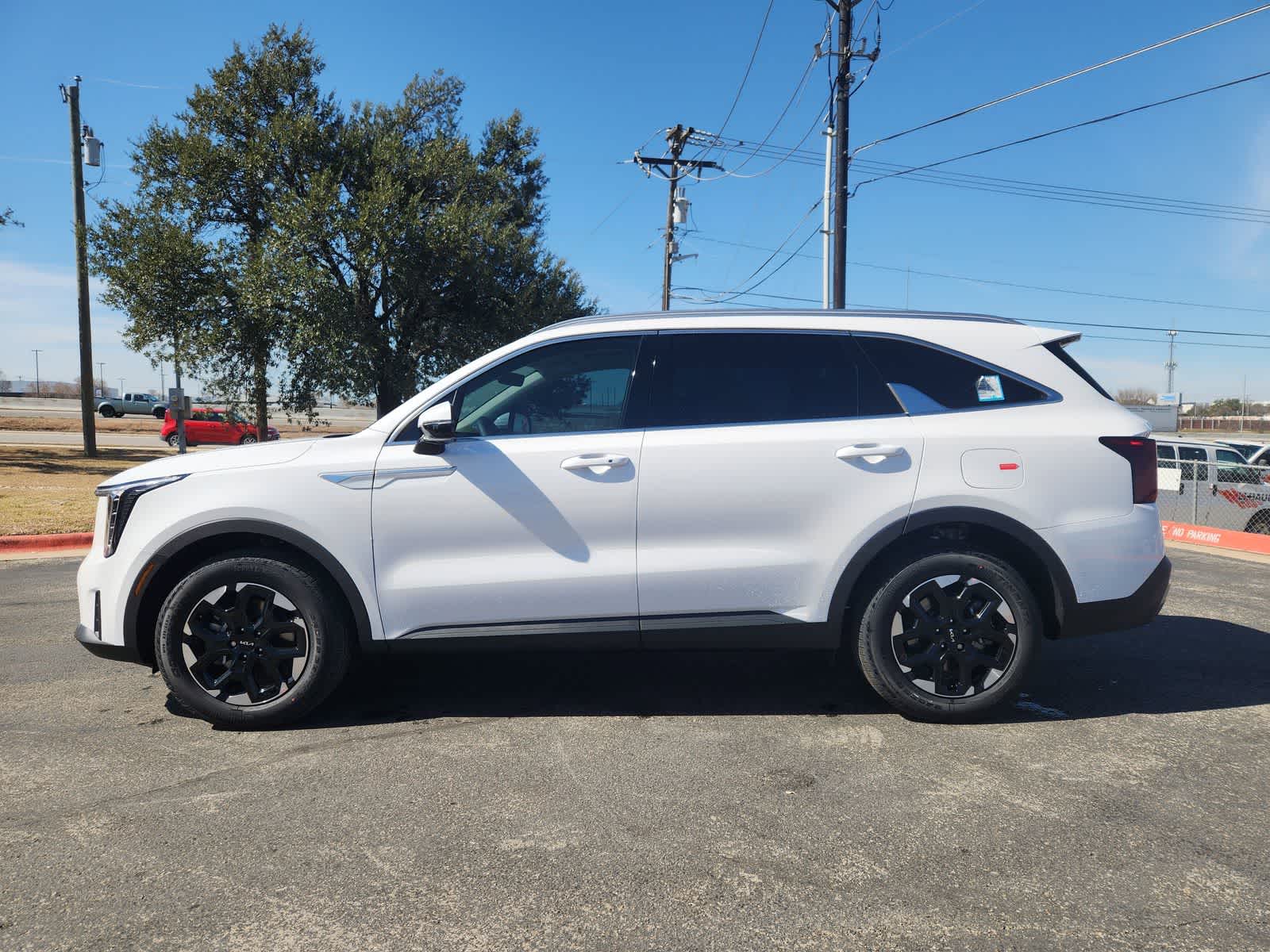 Thumbnail: 2026 Kia Sorento - 3