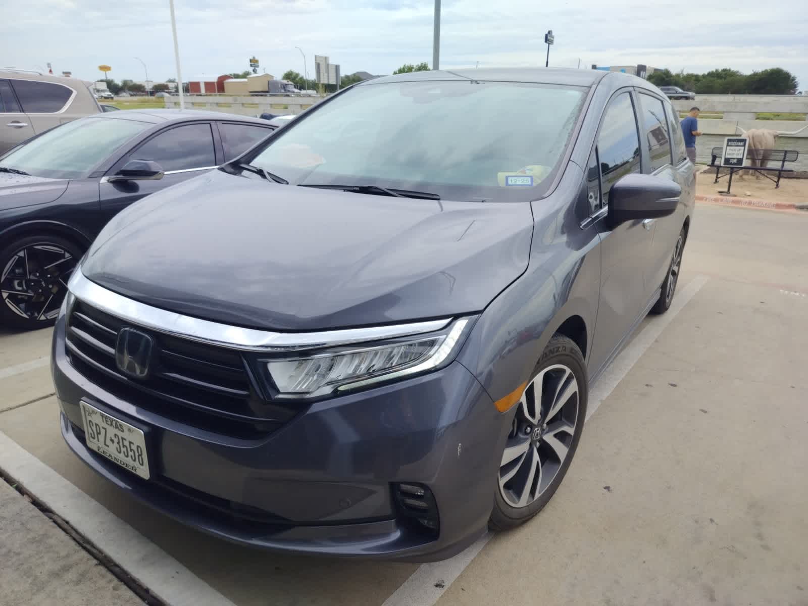 2023 Honda Odyssey Touring Hero Image