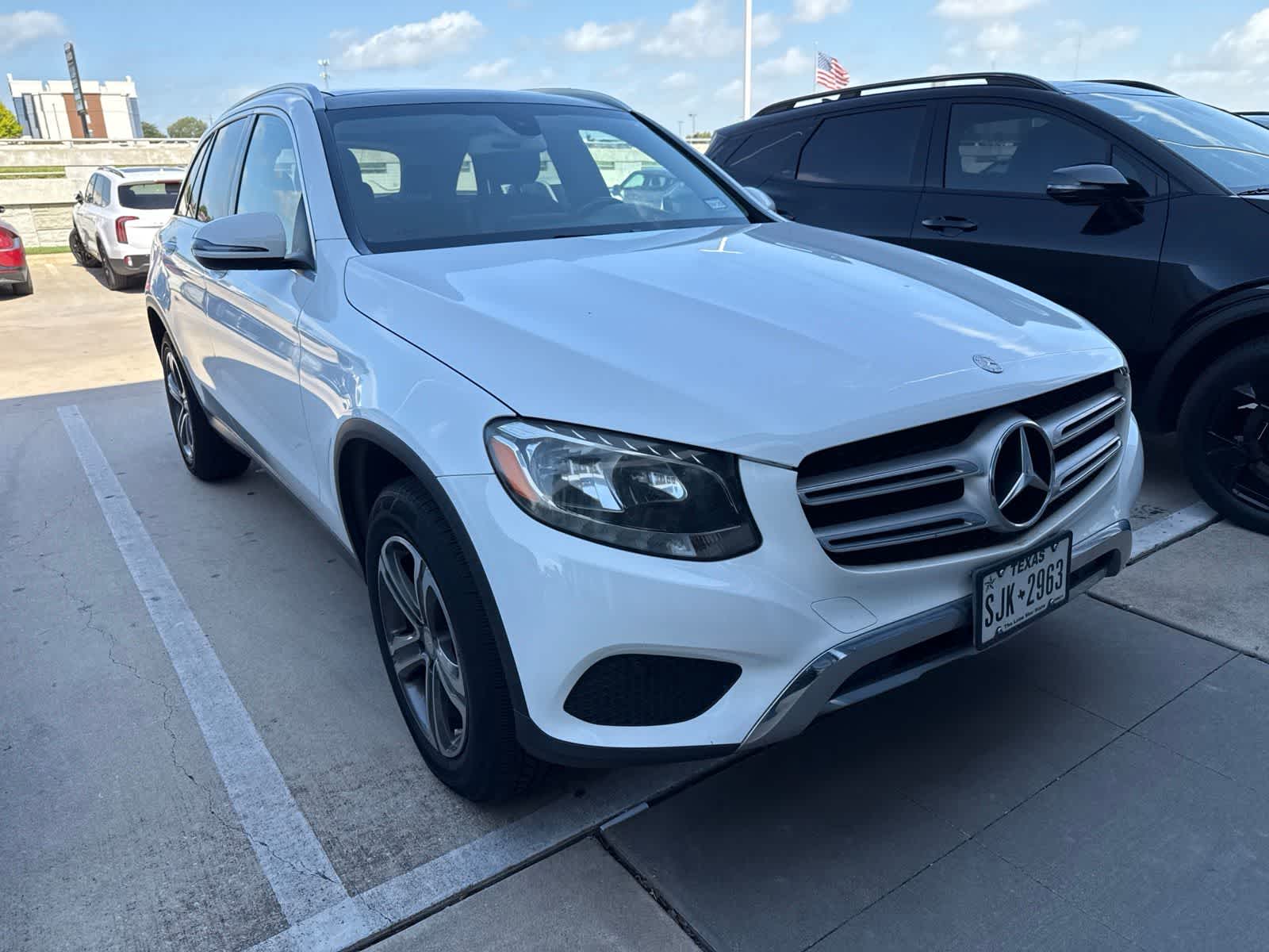 Thumbnail: 2017 Mercedes-Benz GLC - 2