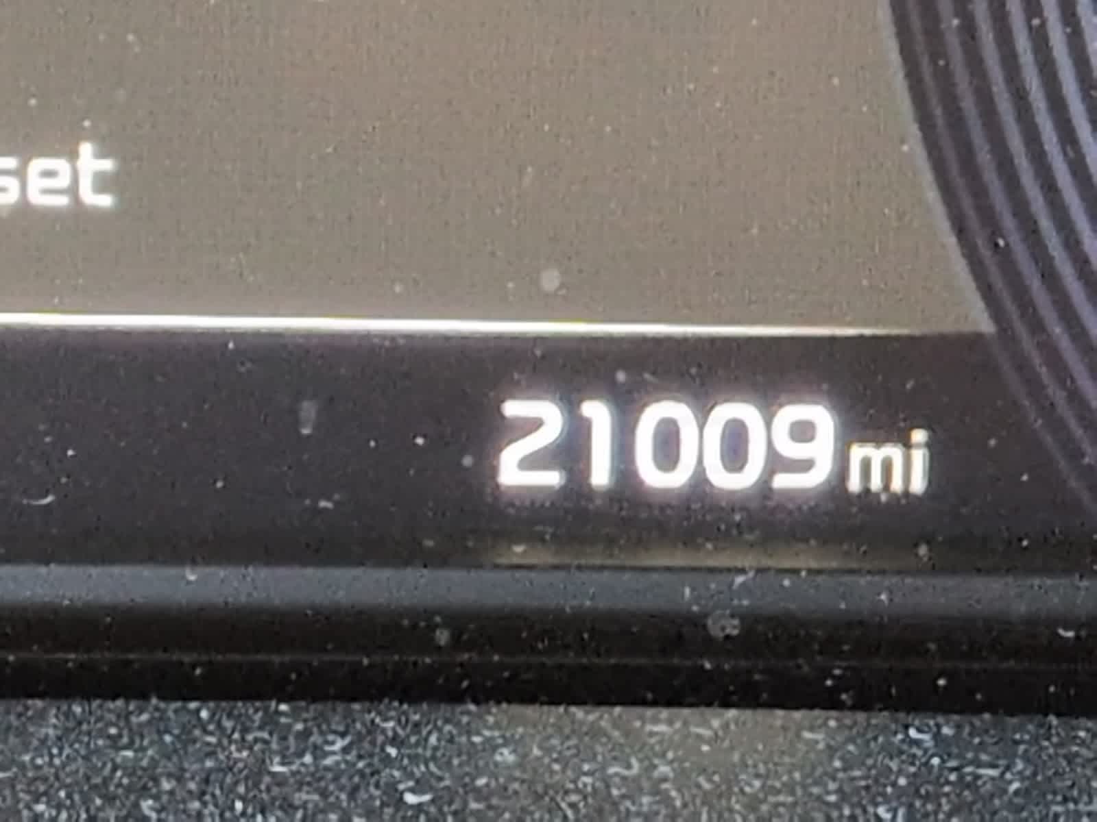 Thumbnail: 2023 Kia Seltos - 14