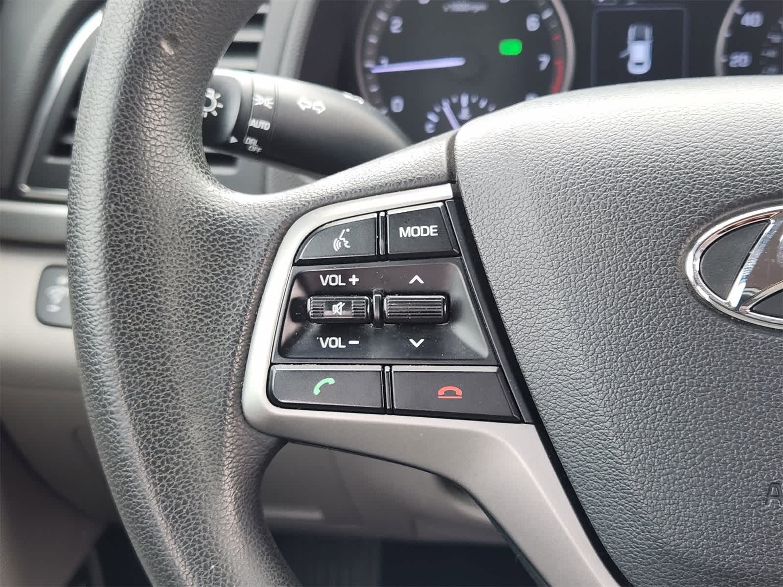 Thumbnail: 2018 Hyundai Elantra - 26