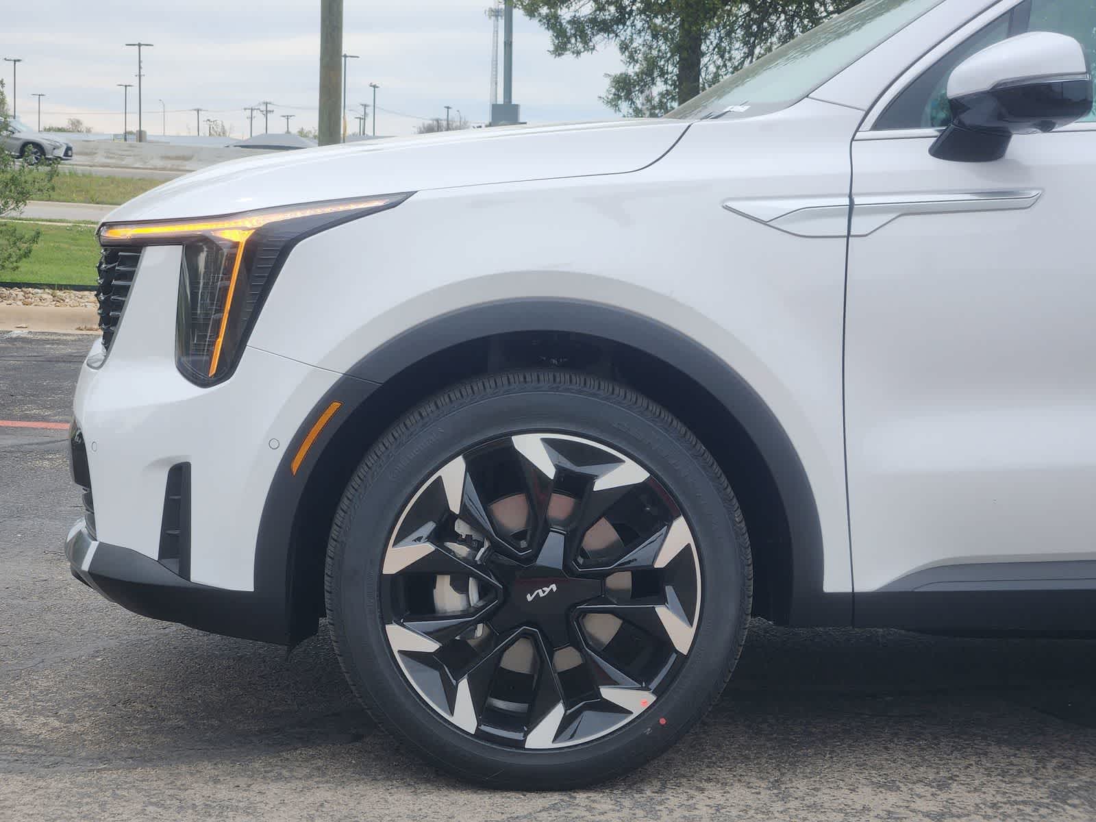 Thumbnail: 2026 Kia Sorento - 8