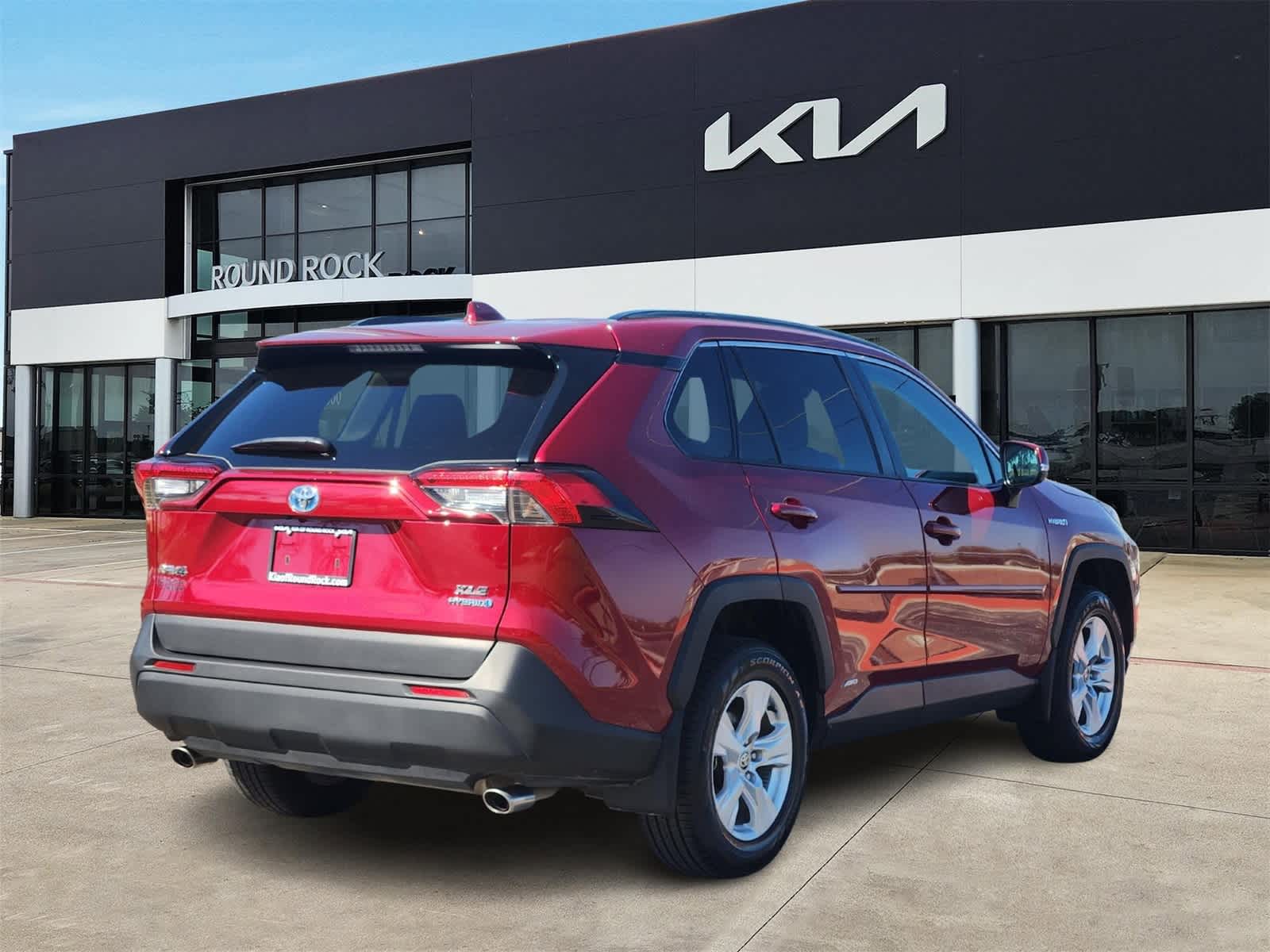 Thumbnail: 2021 Toyota RAV4 - 5