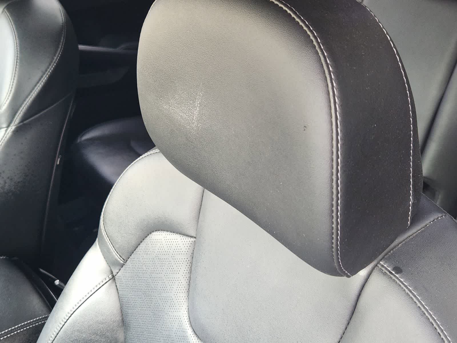 Thumbnail: 2023 Kia Sorento - 14