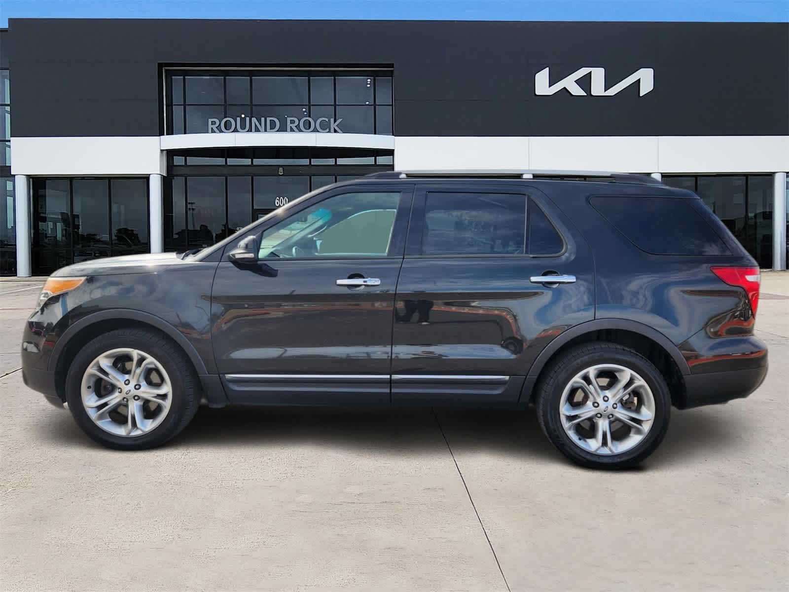 Thumbnail: 2013 Ford Explorer - 4