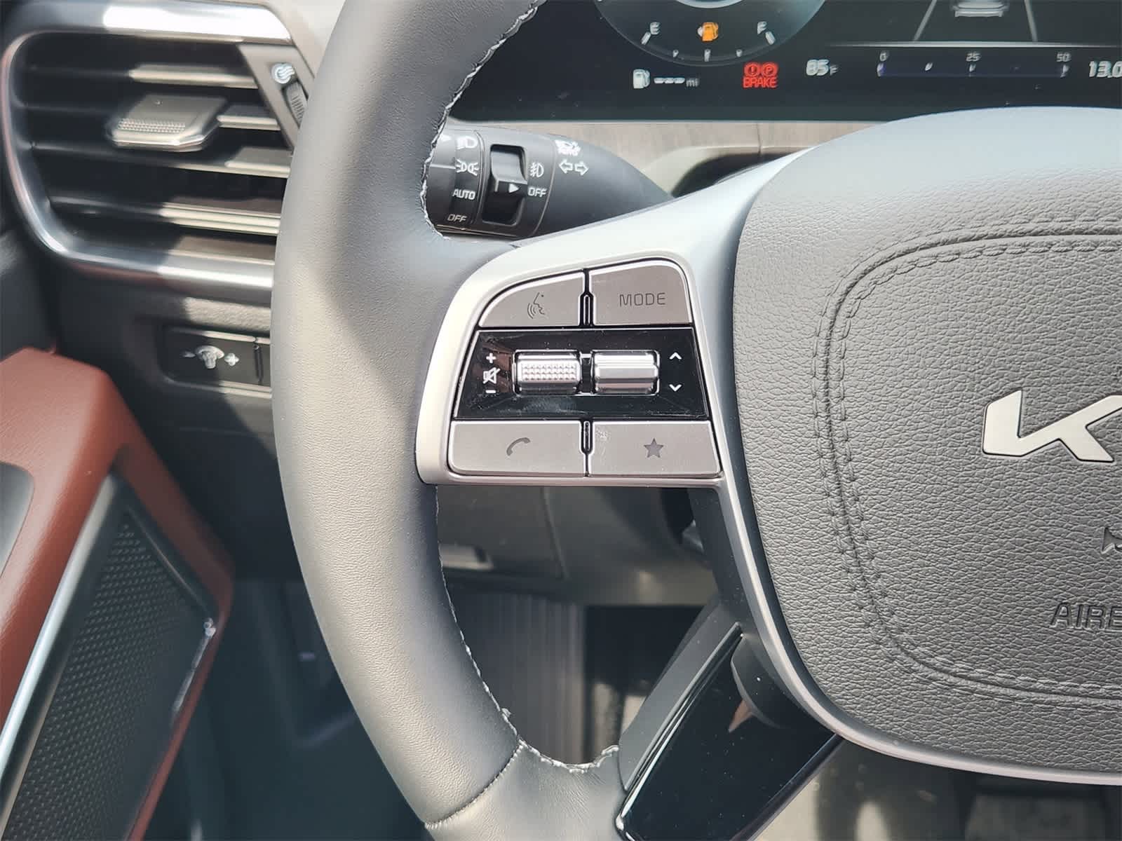 Thumbnail: 2025 Kia Telluride - 26