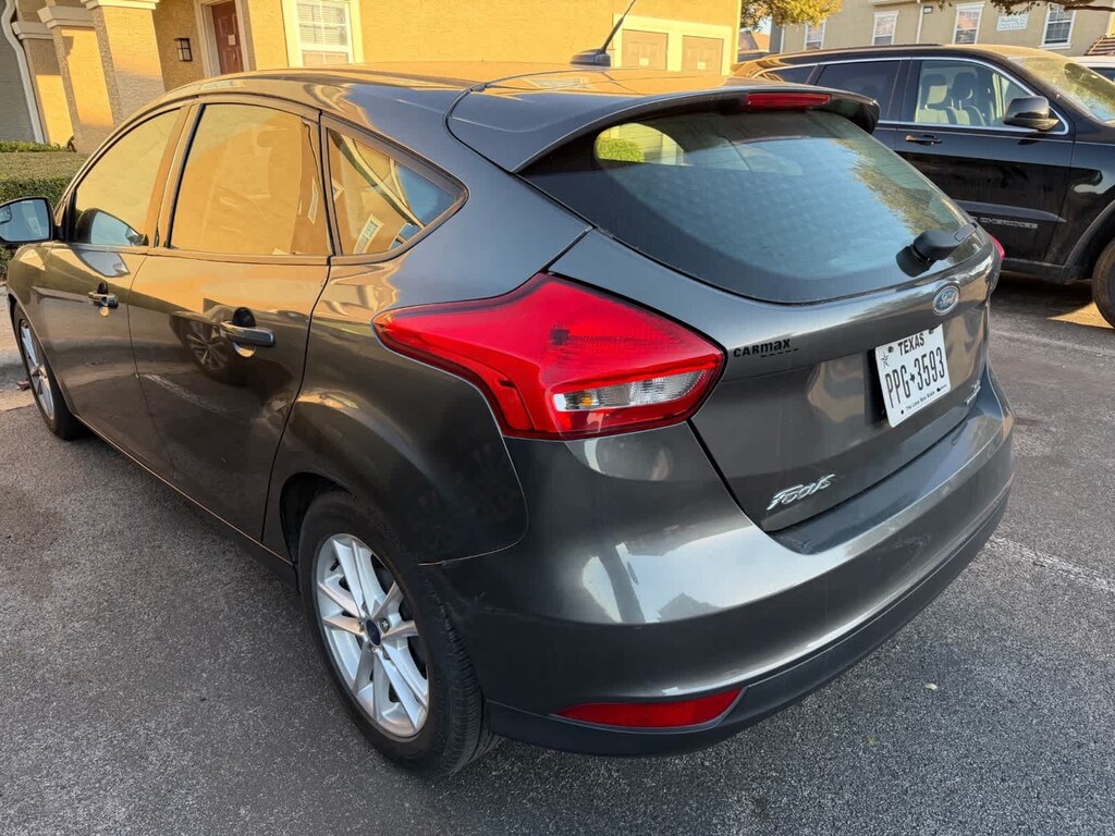 Used 2015 Ford Focus SE Hatchback