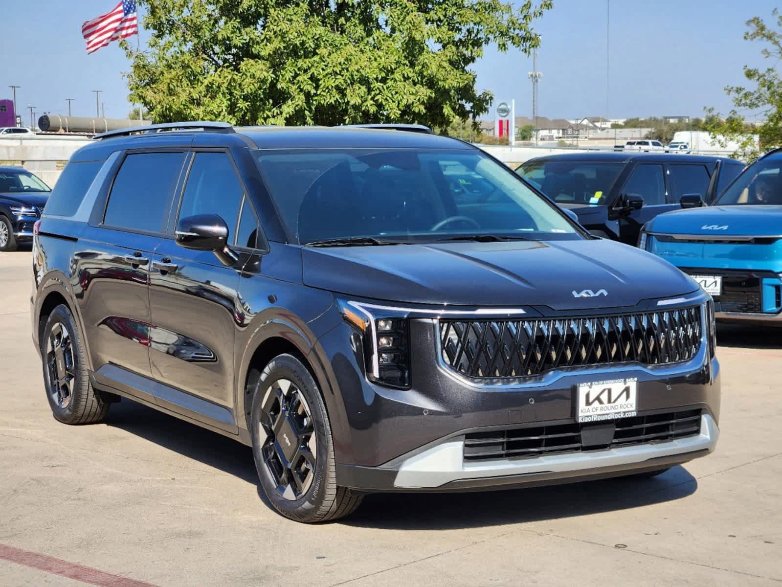 2026 Kia Carnival EX photo 2