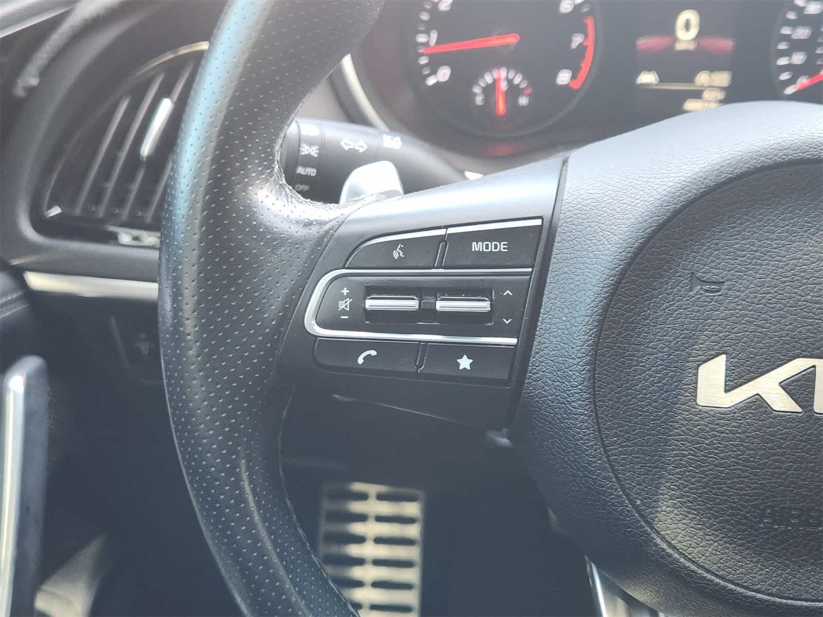 Thumbnail: 2022 Kia Stinger - 26