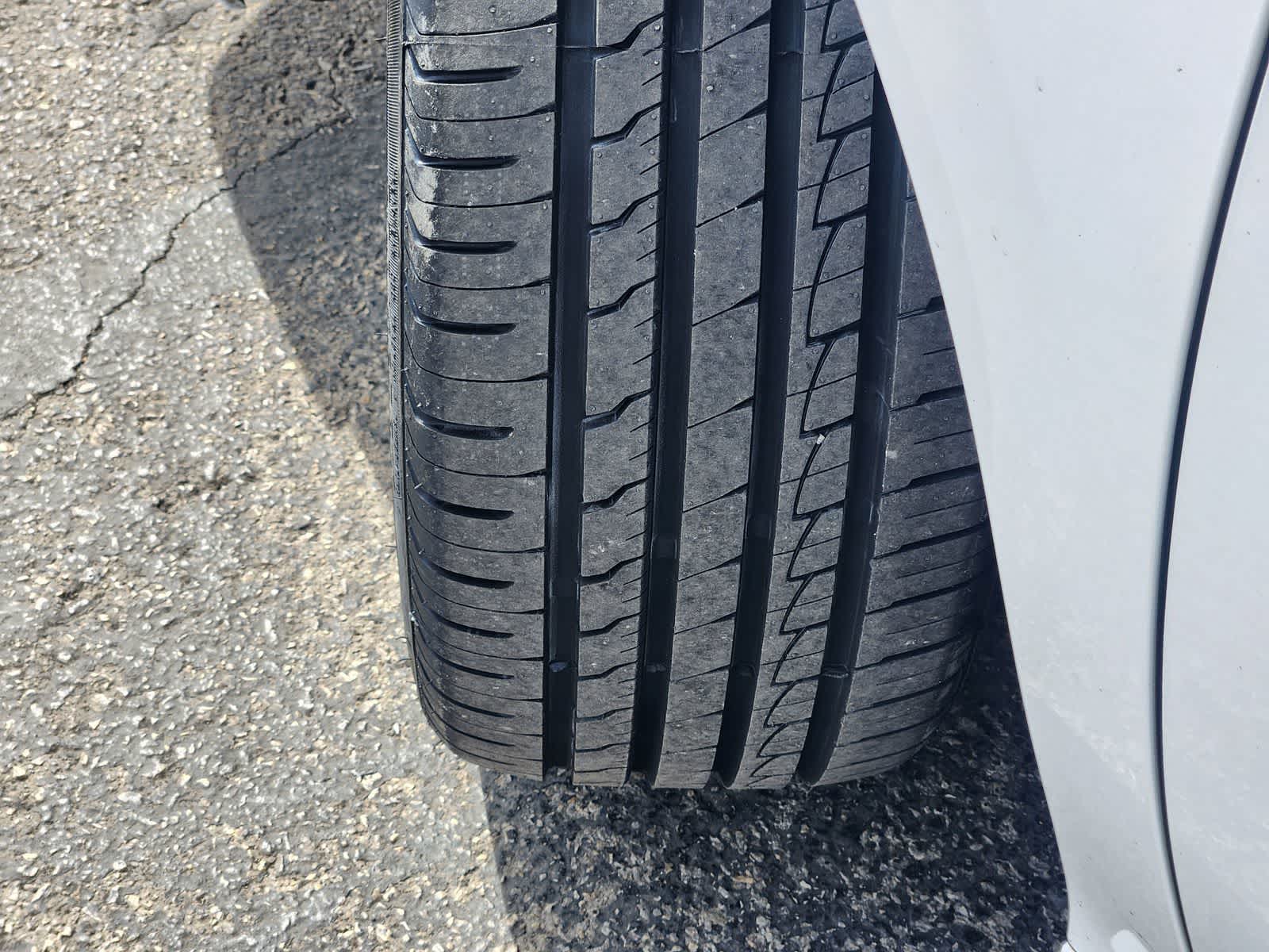 Thumbnail: 2025 Toyota Camry - 10