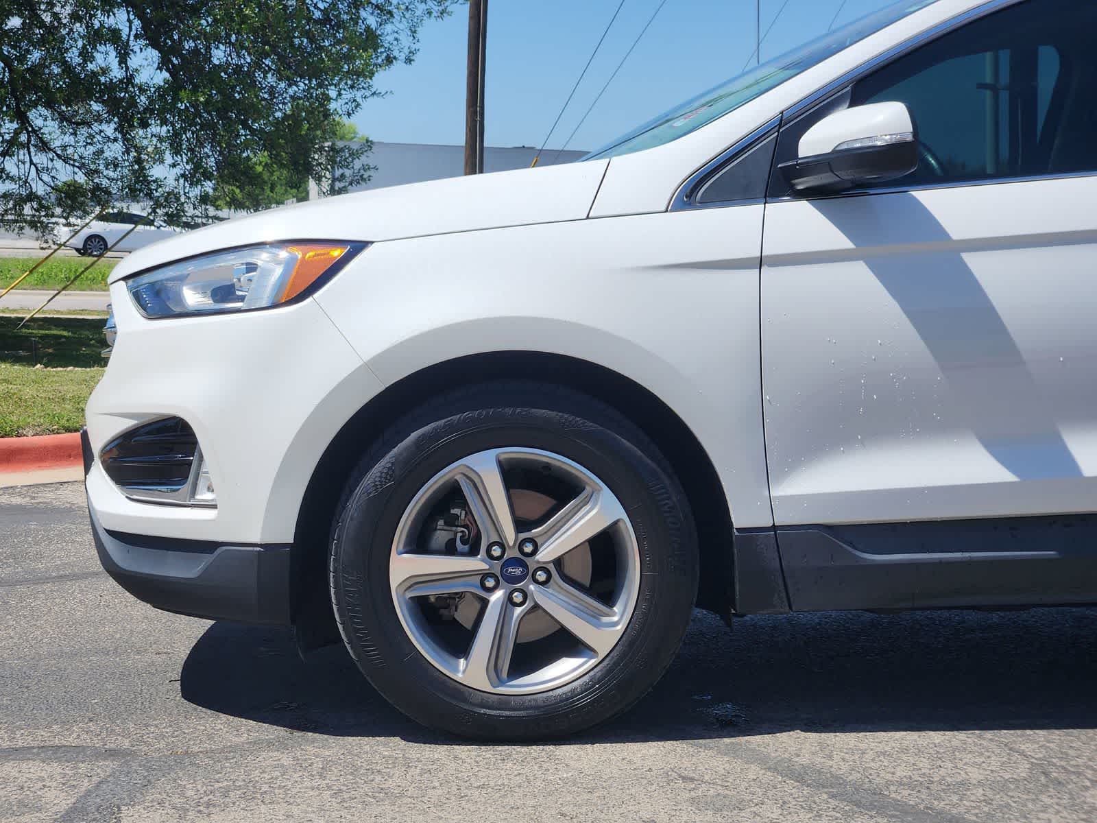 Thumbnail: 2020 Ford Edge - 8