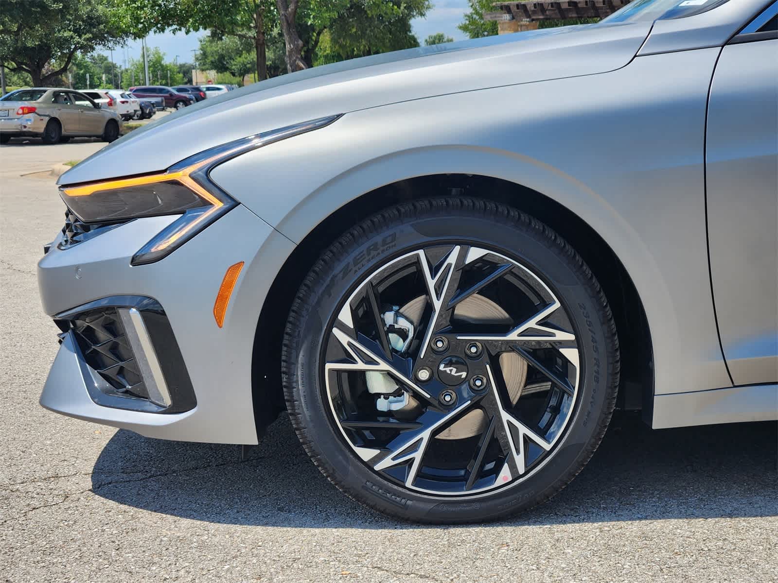 Thumbnail: 2025 Kia K5 - 8