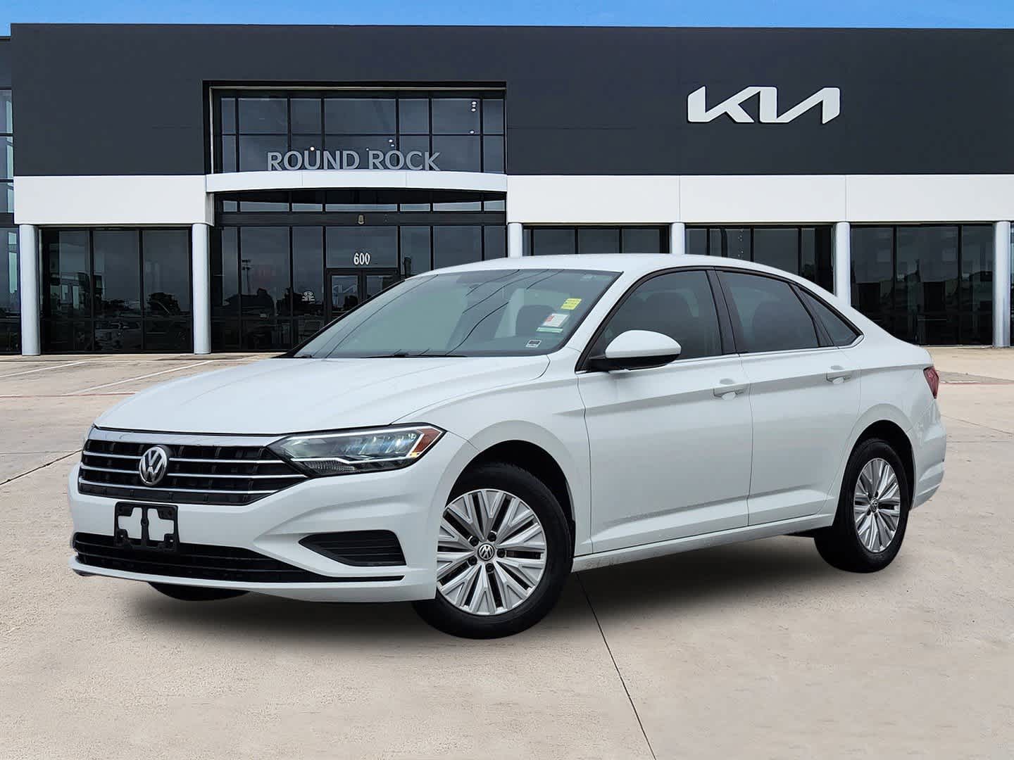 Thumbnail: 2019 Volkswagen Jetta - 1