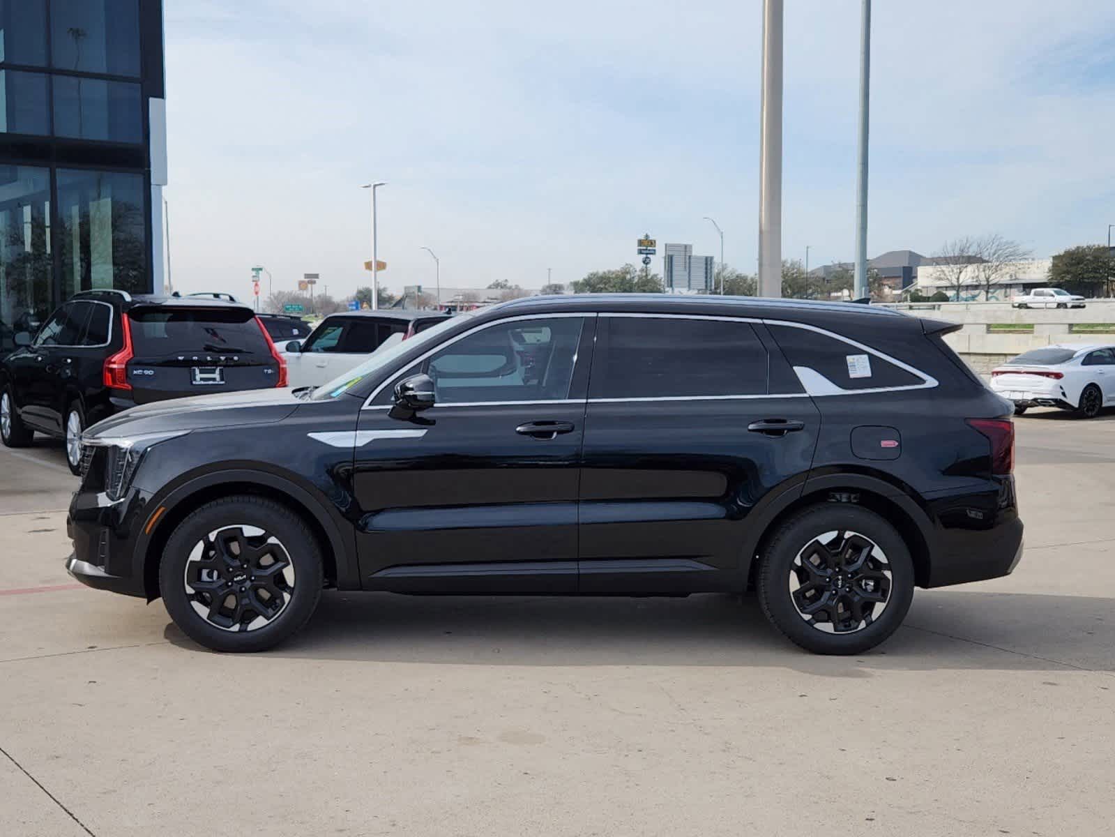 Thumbnail: 2026 Kia Sorento - 3