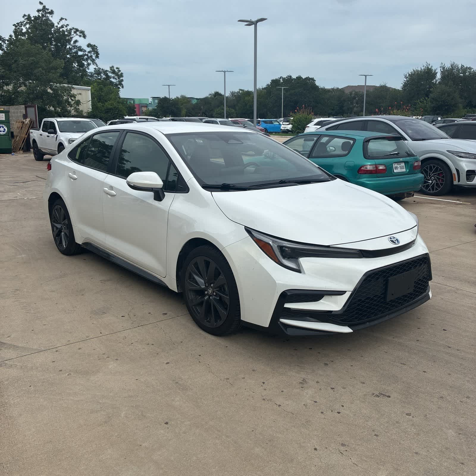 Thumbnail: 2024 Toyota Corolla - 2