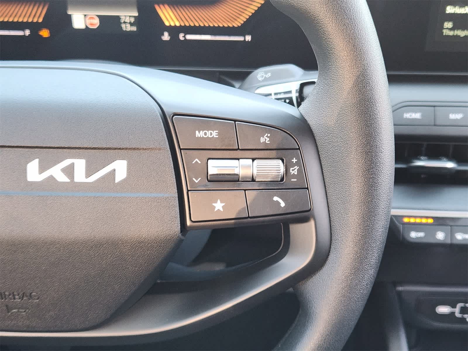 Thumbnail: 2025 Kia K4 - 26