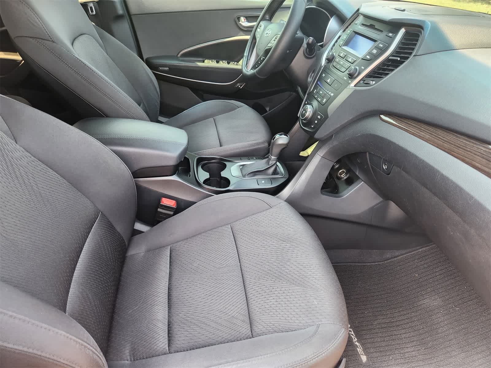 Thumbnail: 2013 Hyundai Santa Fe - 14