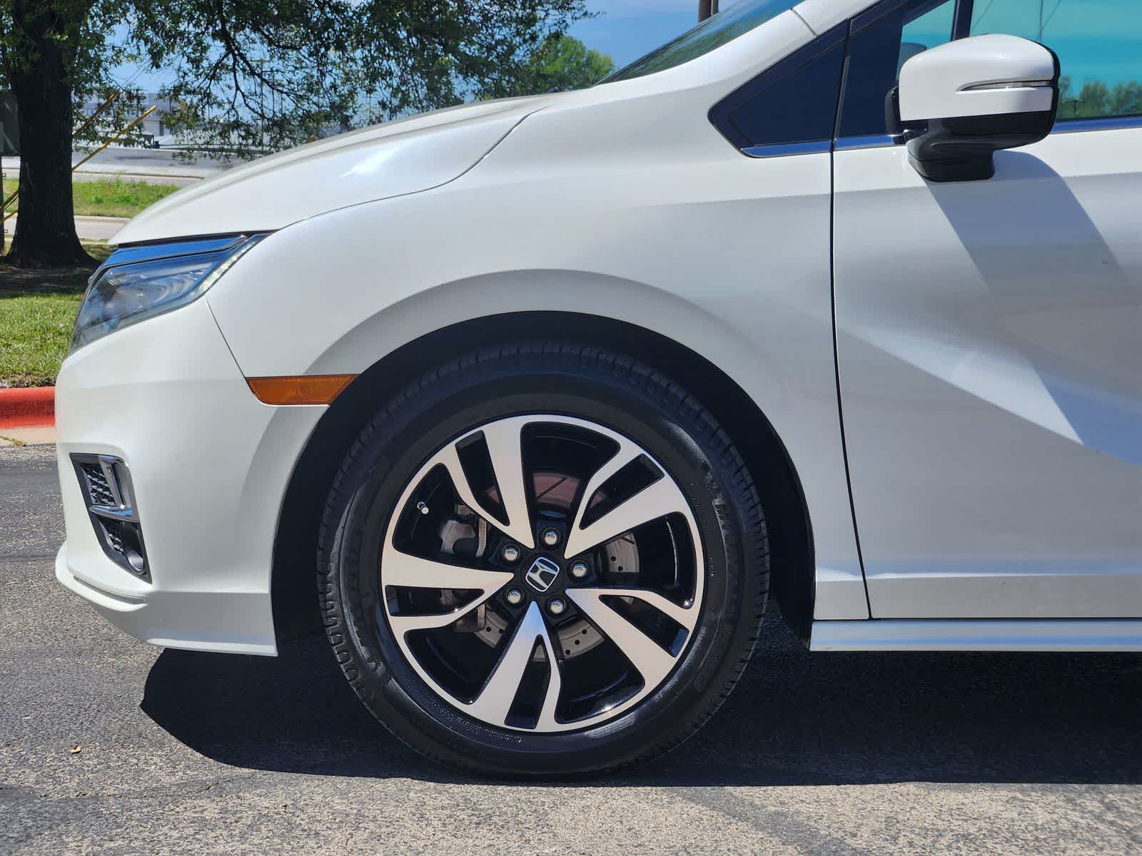 Thumbnail: 2018 Honda Odyssey - 8