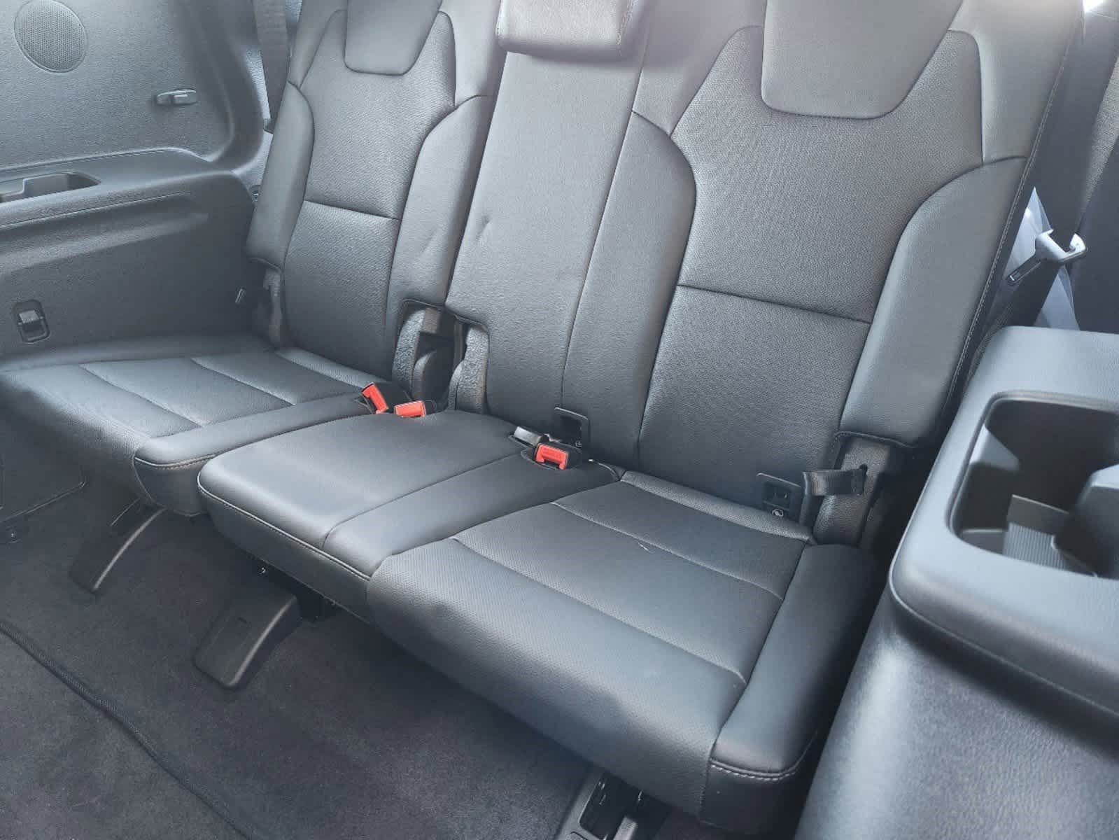 Thumbnail: 2025 Kia Telluride - 24